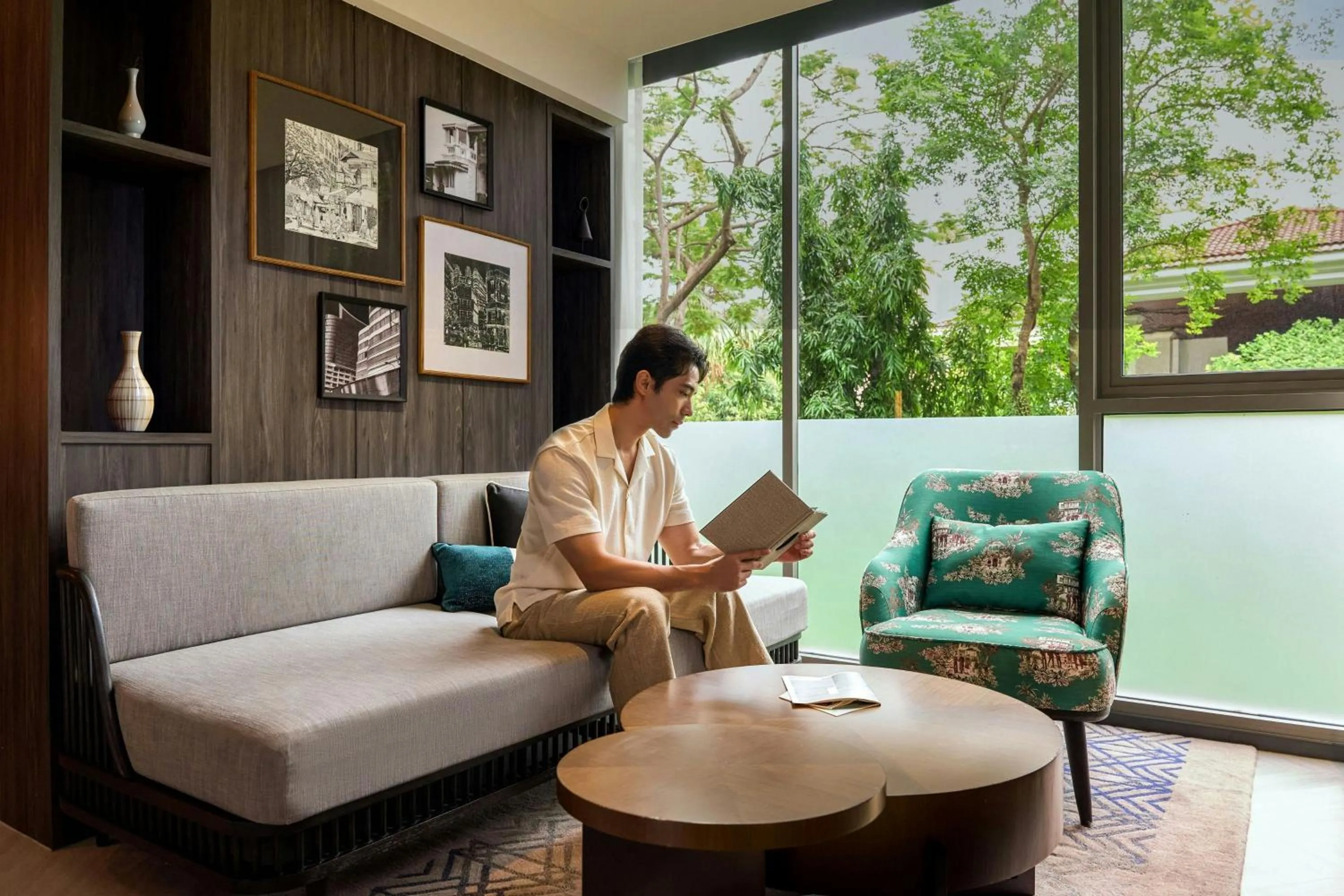 Bedroom in Madi Paidi Bangkok, Autograph Collection