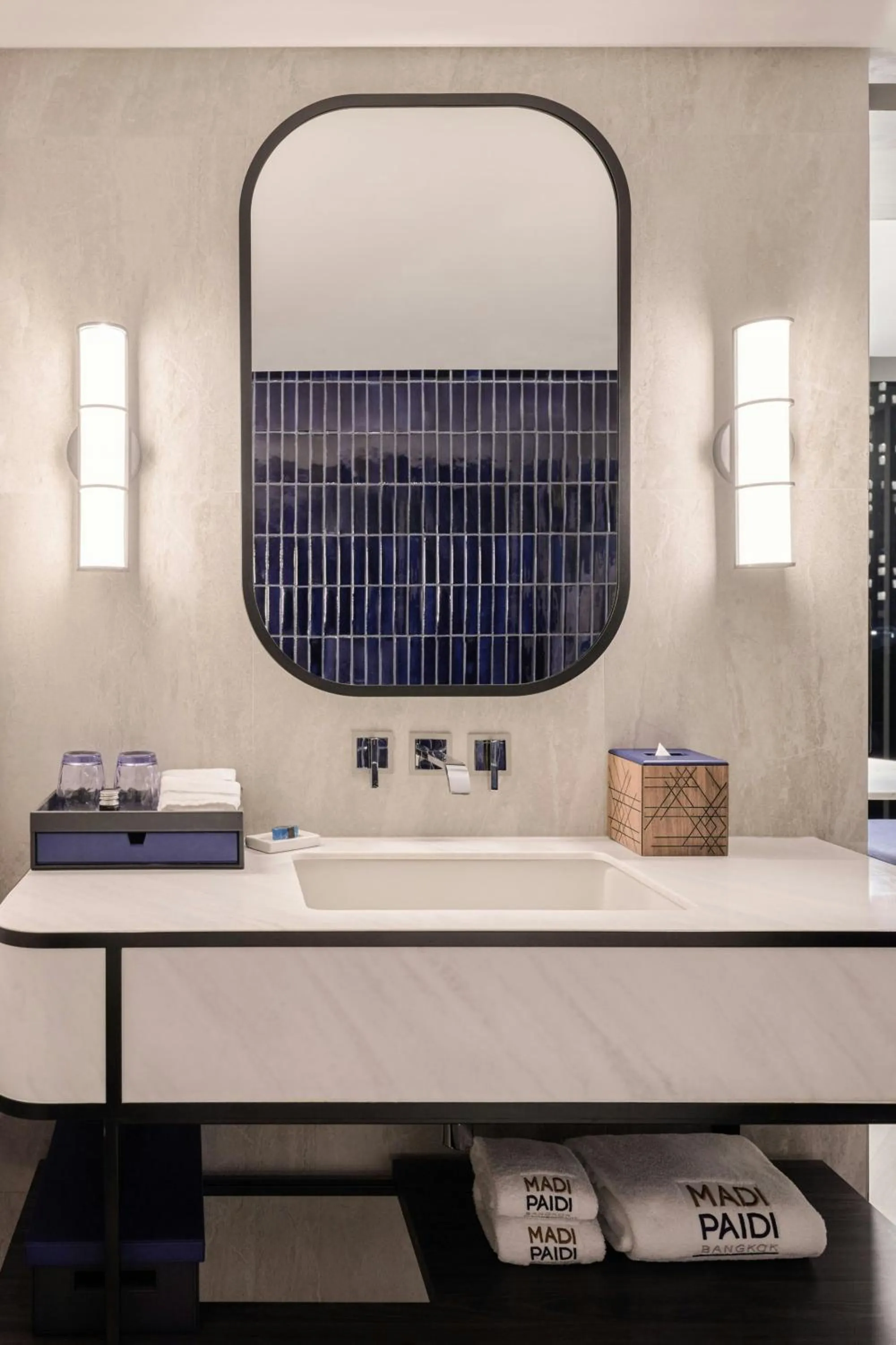 Photo of the whole room in Madi Paidi Bangkok, Autograph Collection