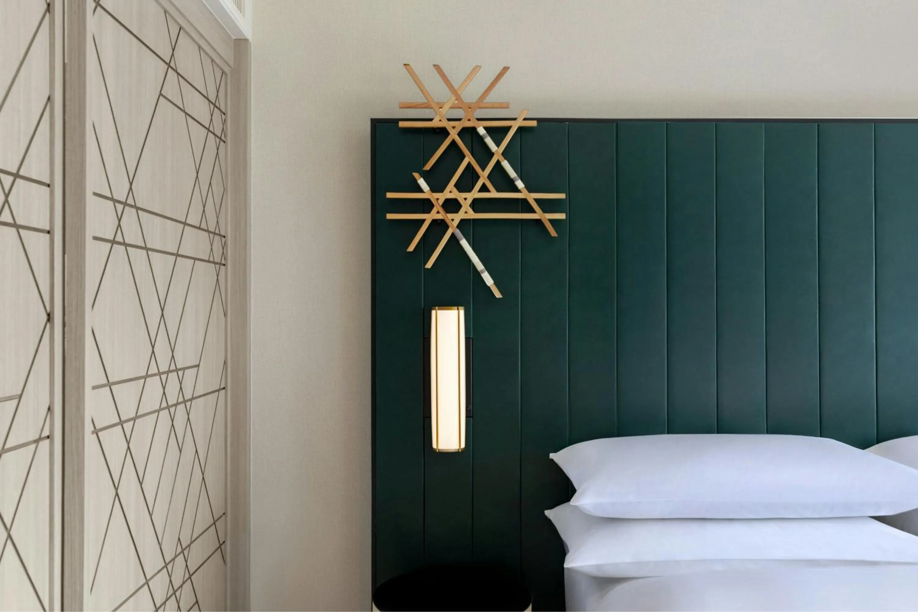 Bedroom, Bed in Madi Paidi Bangkok, Autograph Collection