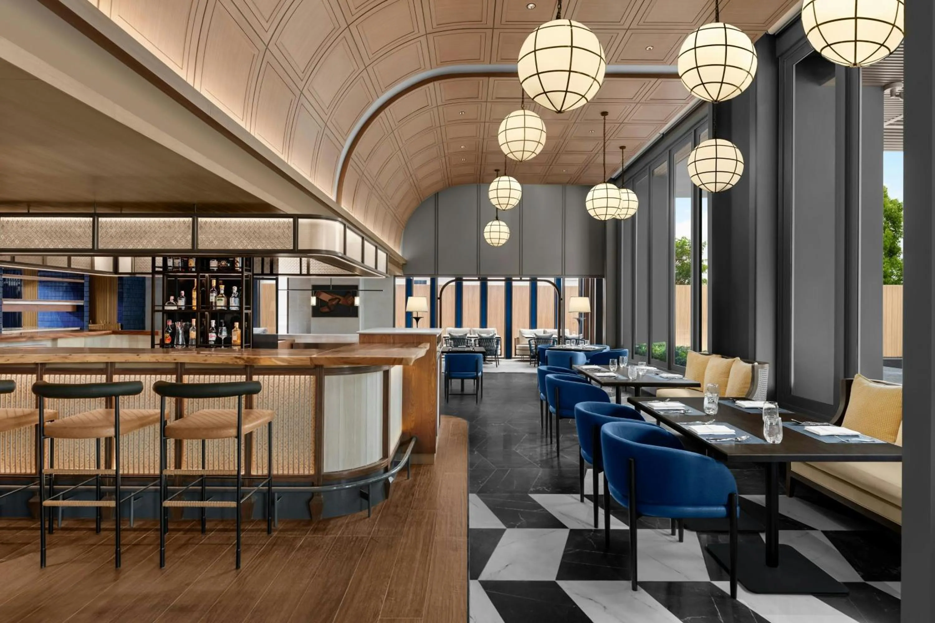 Restaurant/places to eat in Madi Paidi Bangkok, Autograph Collection