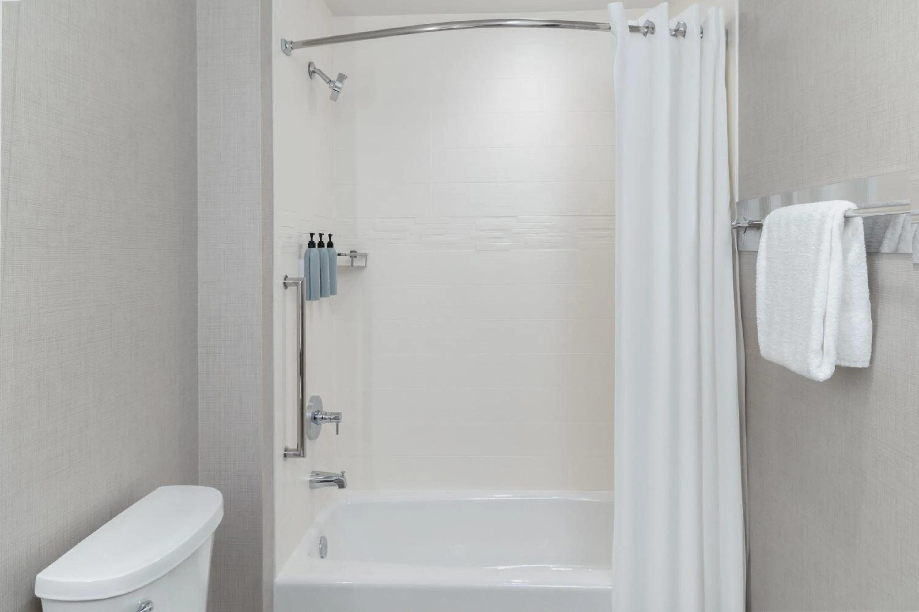 Photo of the whole room in Residence Inn by Marriott Fairfield Napa