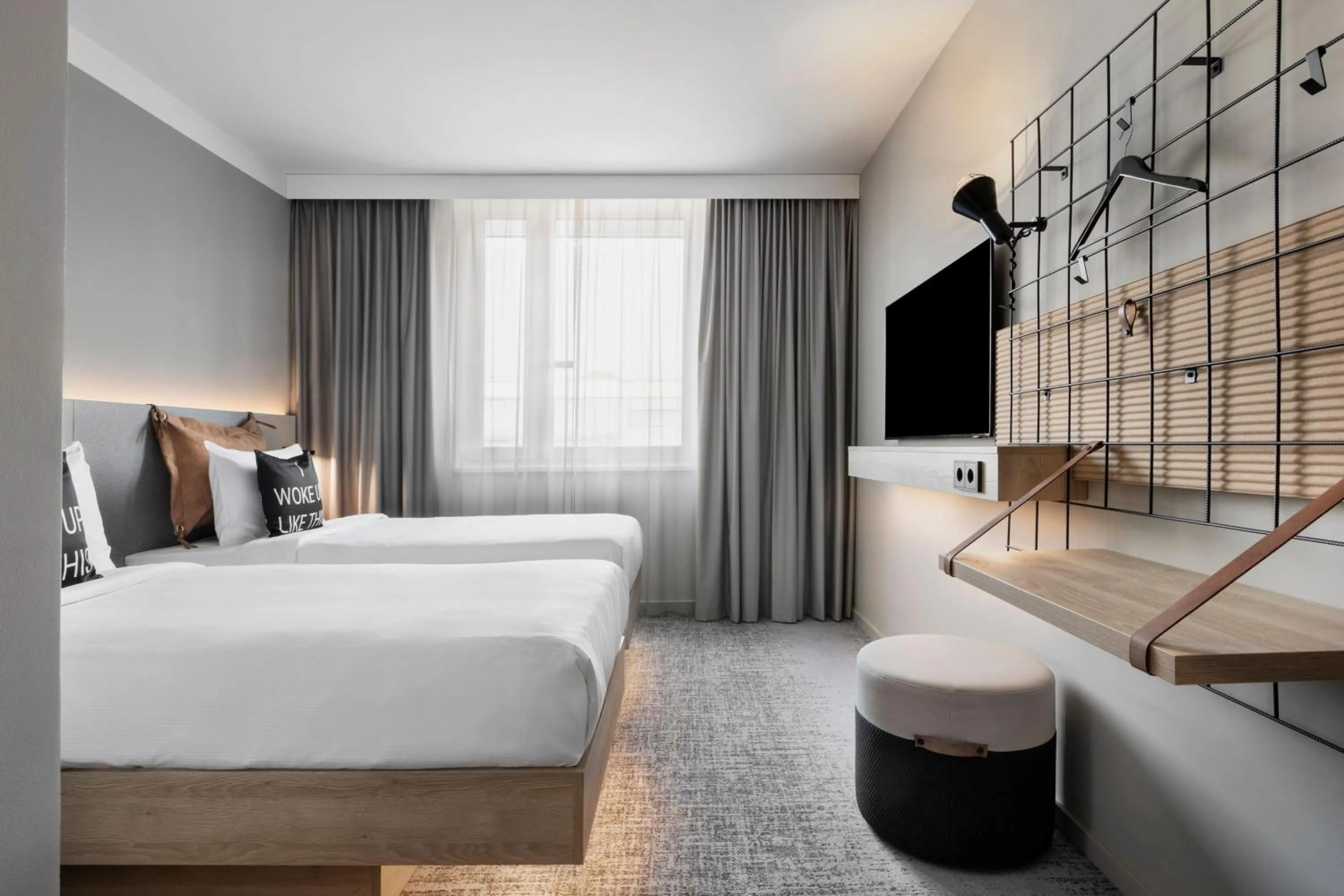 Bedroom, Bed in Moxy Vienna City East