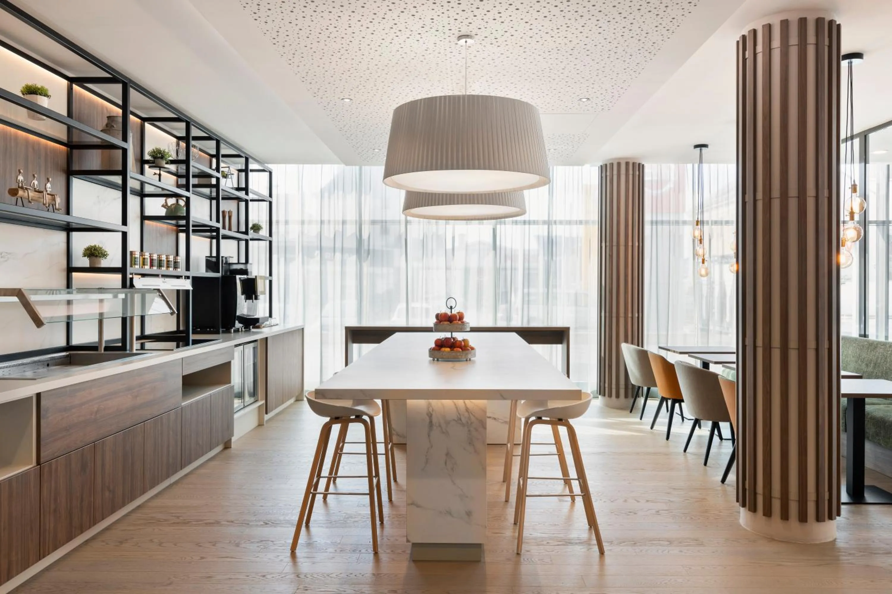 Communal lounge/ TV room in Residence Inn by Marriott Vienna City East