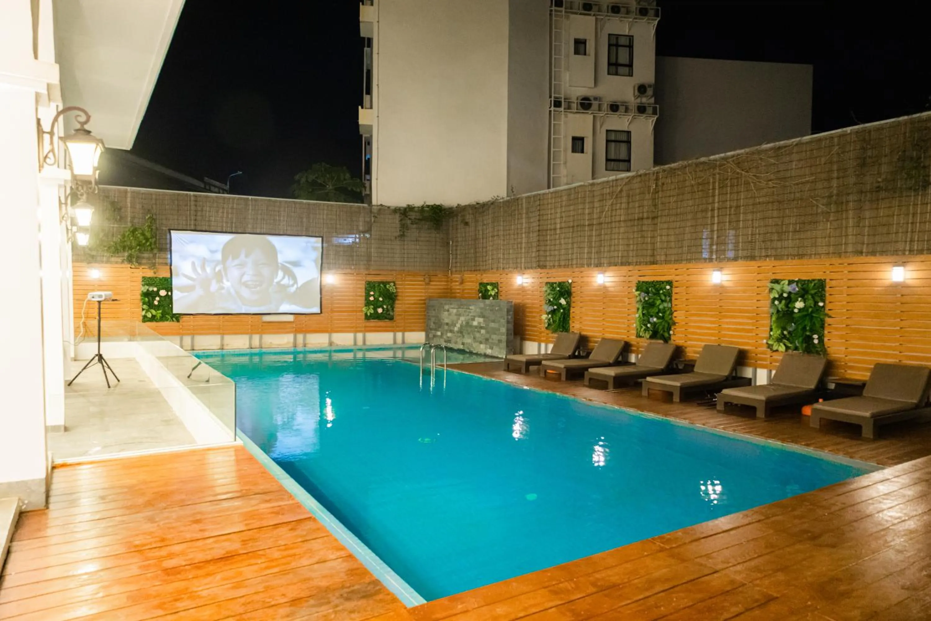 Swimming pool in Solar Hotel