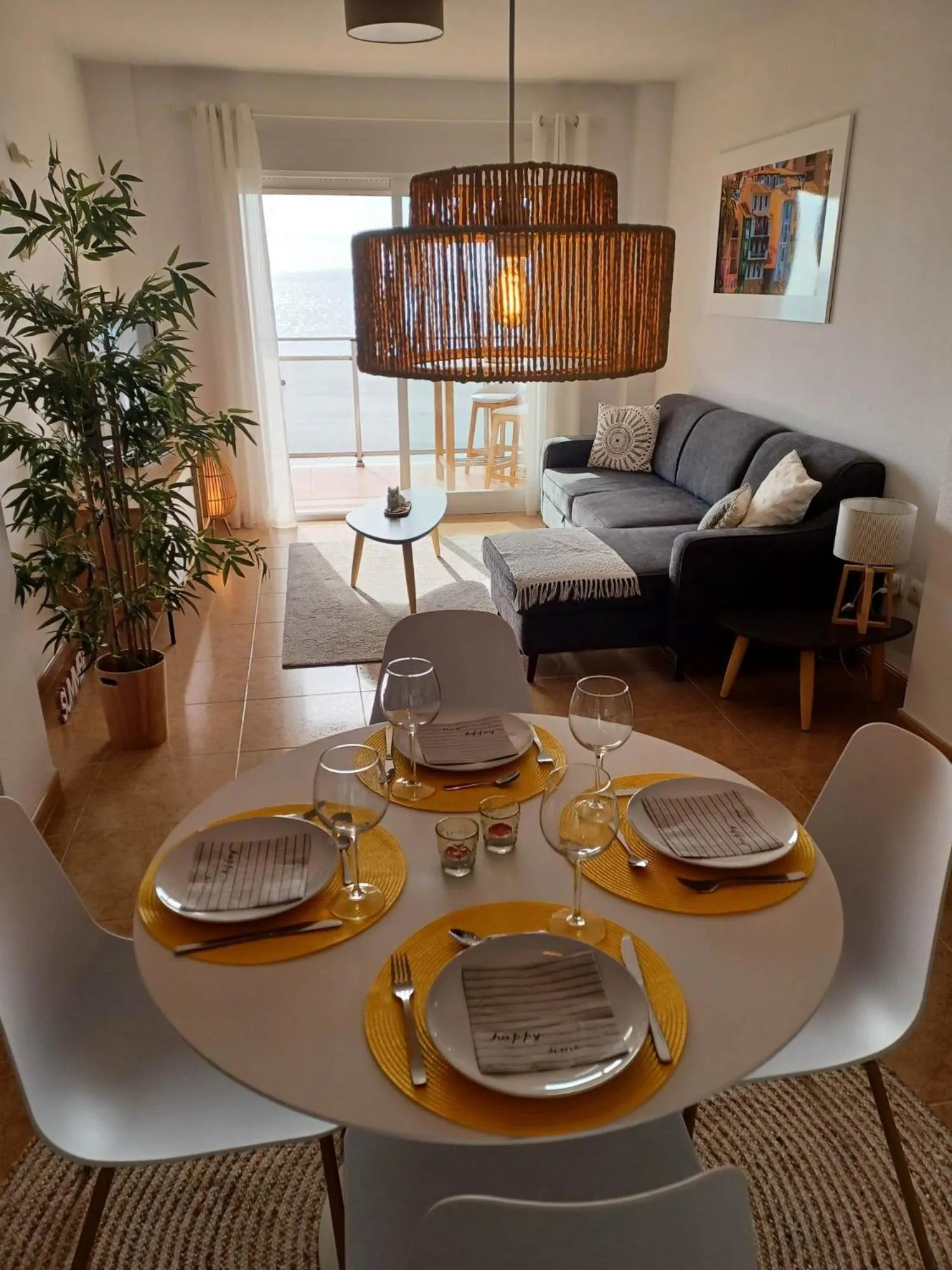 Dining area in Seaview
