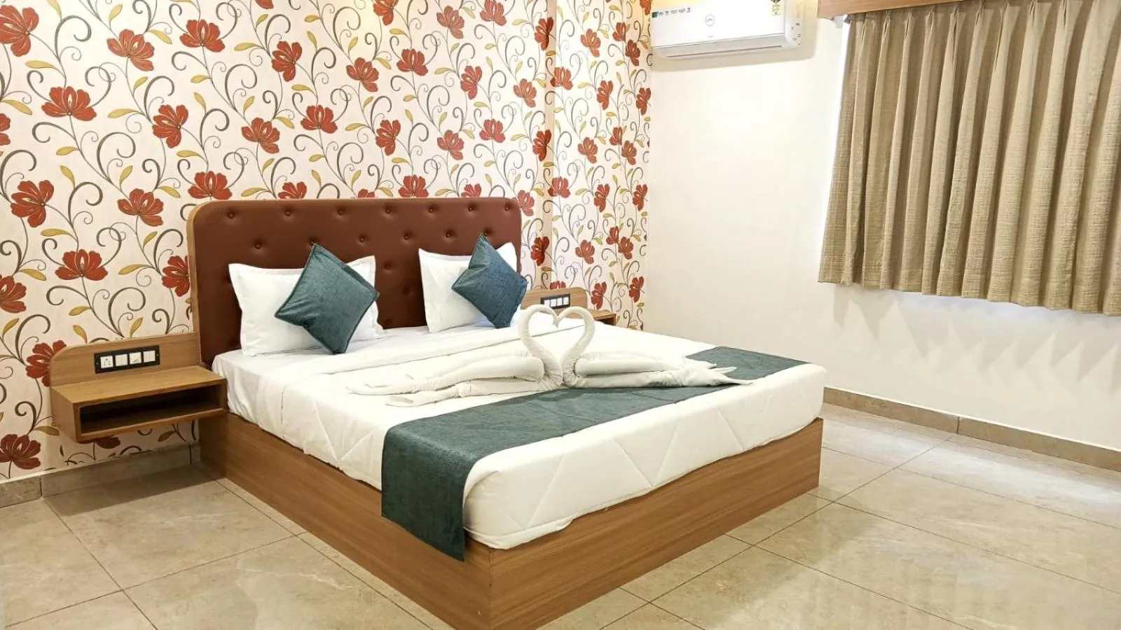 The Sky Comfort Beach Hotel, Dwarka