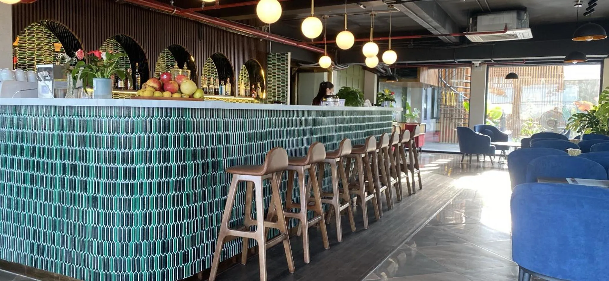 Lounge or bar in Riverside Hotel Hà Nam