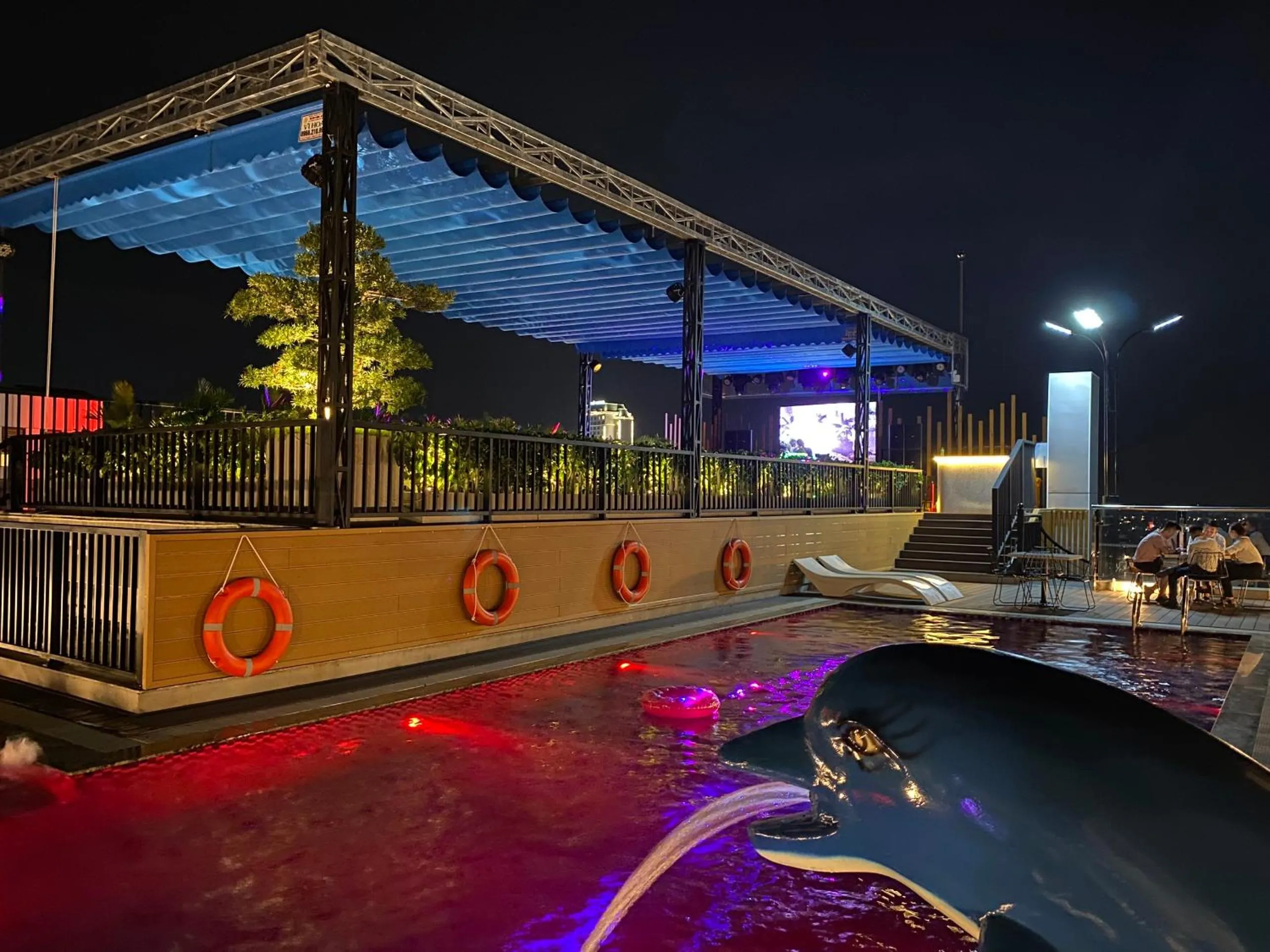 Night in Riverside Hotel Hà Nam