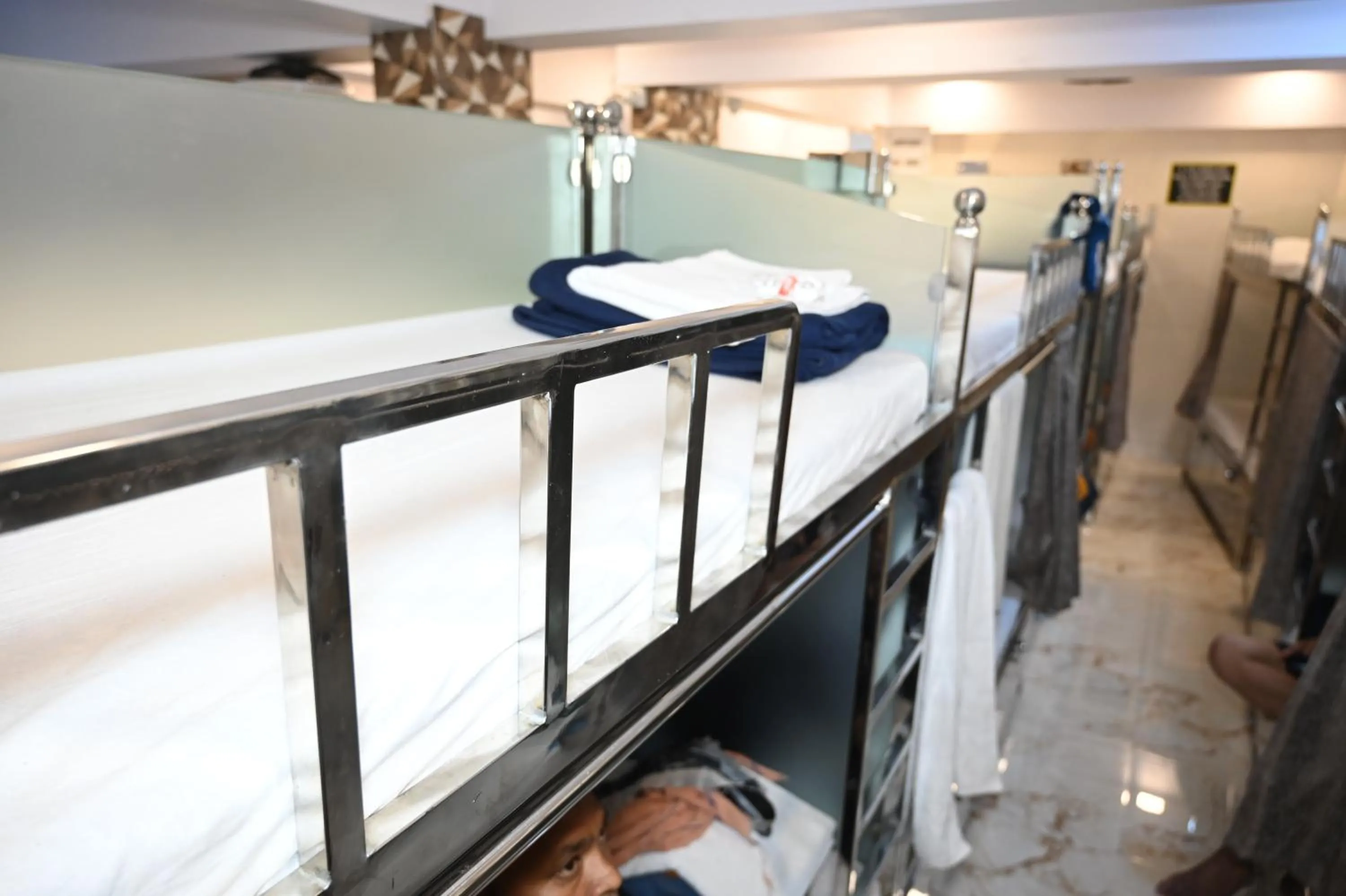 Bed in Sagar Dormitory Andheri - Nearest to Andheri Railway Station West