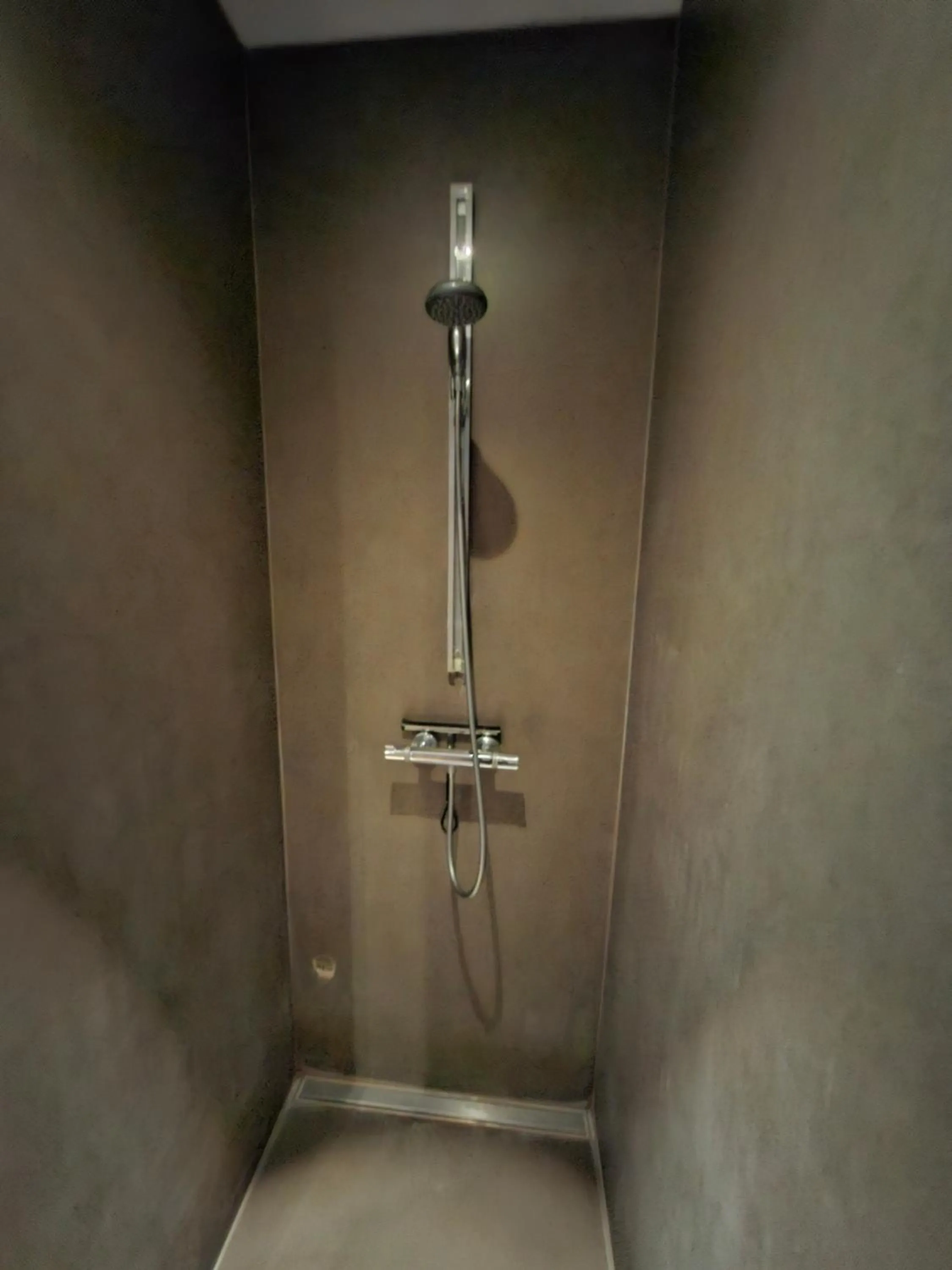 Shower in B&B Finis terrae with wellness