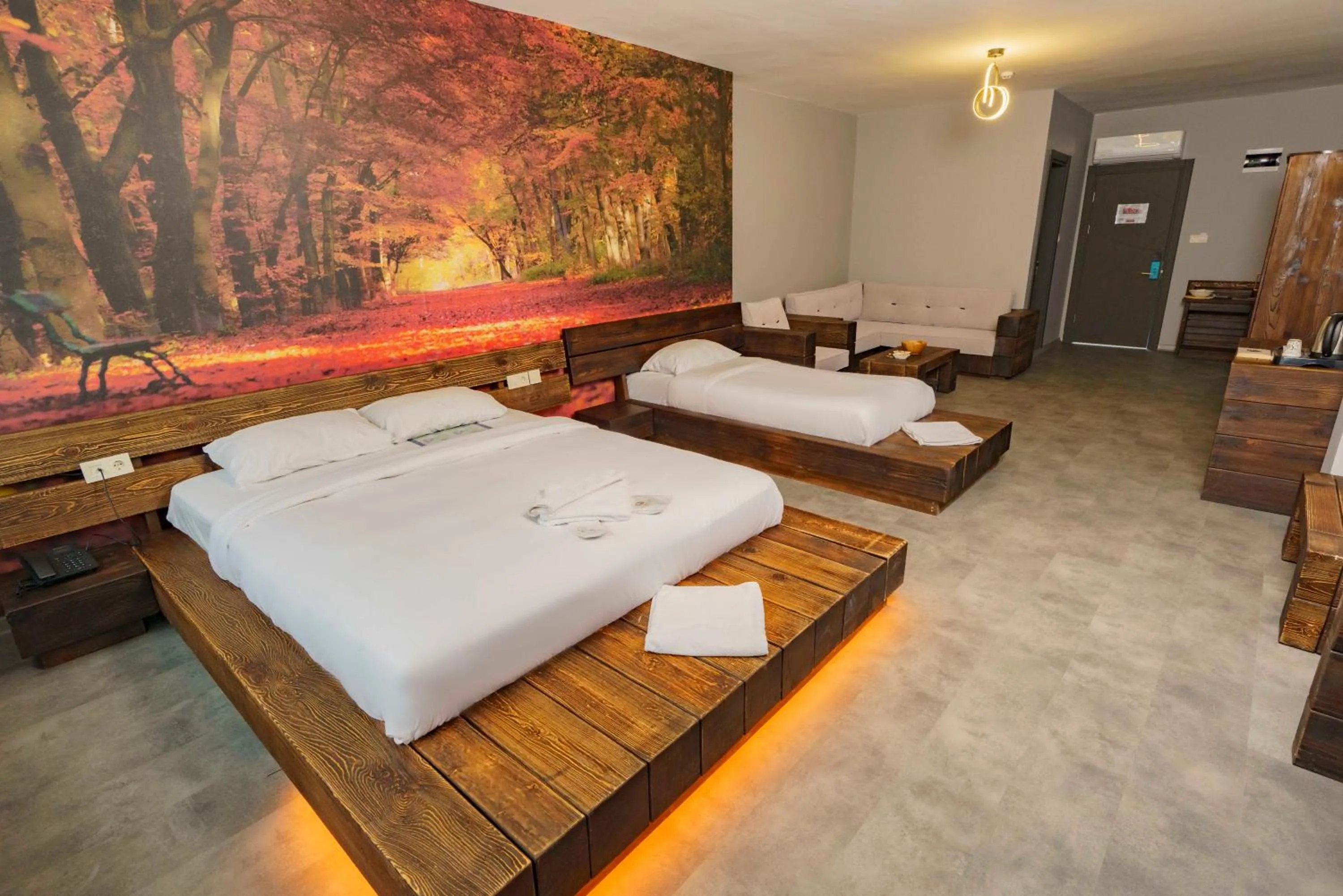 Photo of the whole room in Macartaşı Hotel