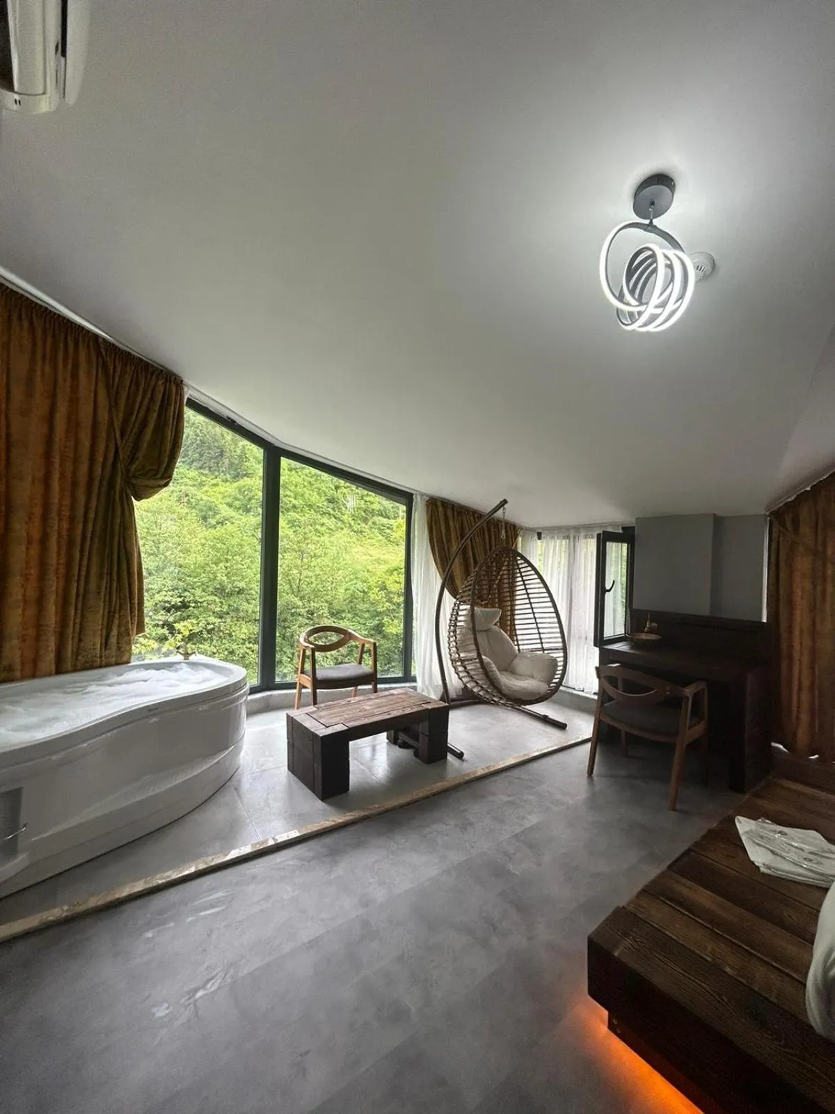 Living room in Macartaşı Hotel