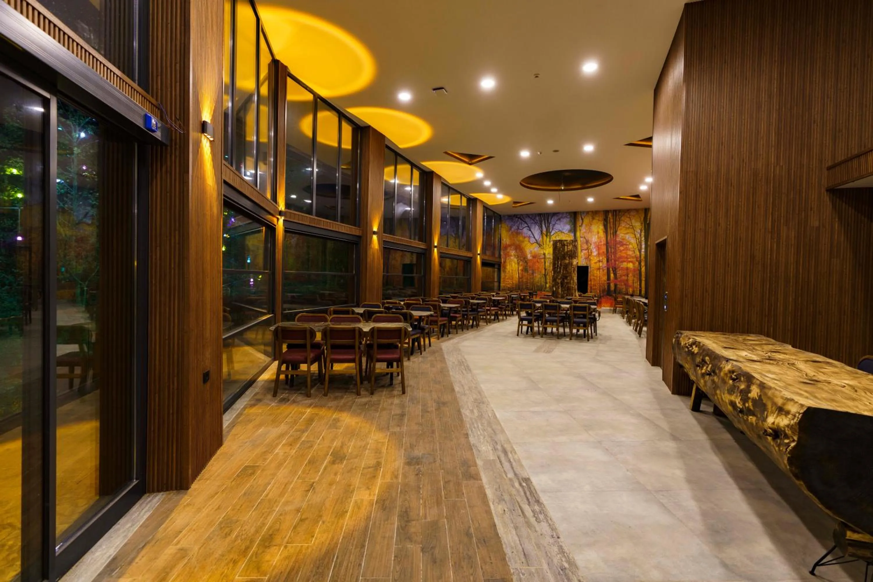 Restaurant/places to eat in Macartaşı Hotel