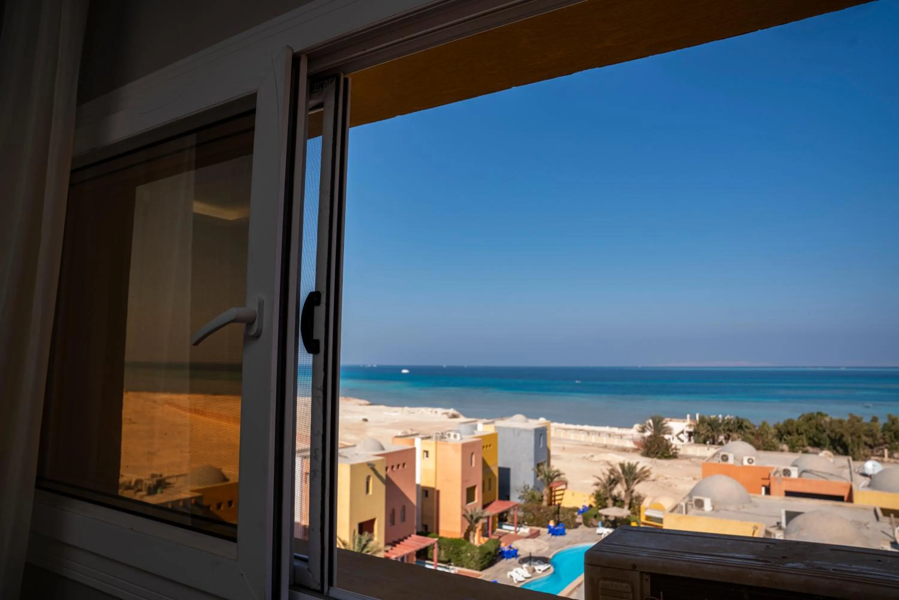 Day in Al Dora Residence Suites Hurghada