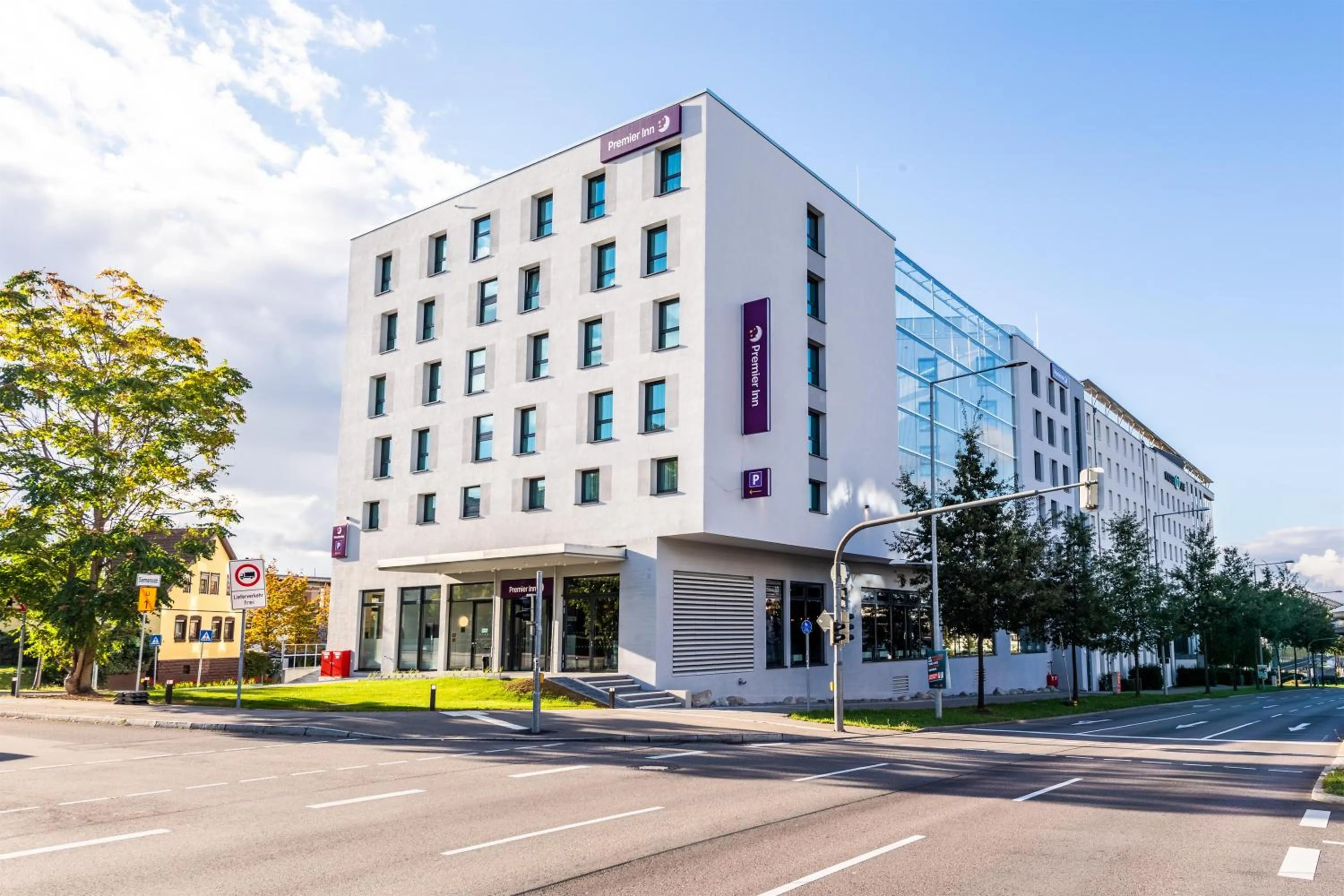 Property building in Premier Inn Stuttgart Feuerbach