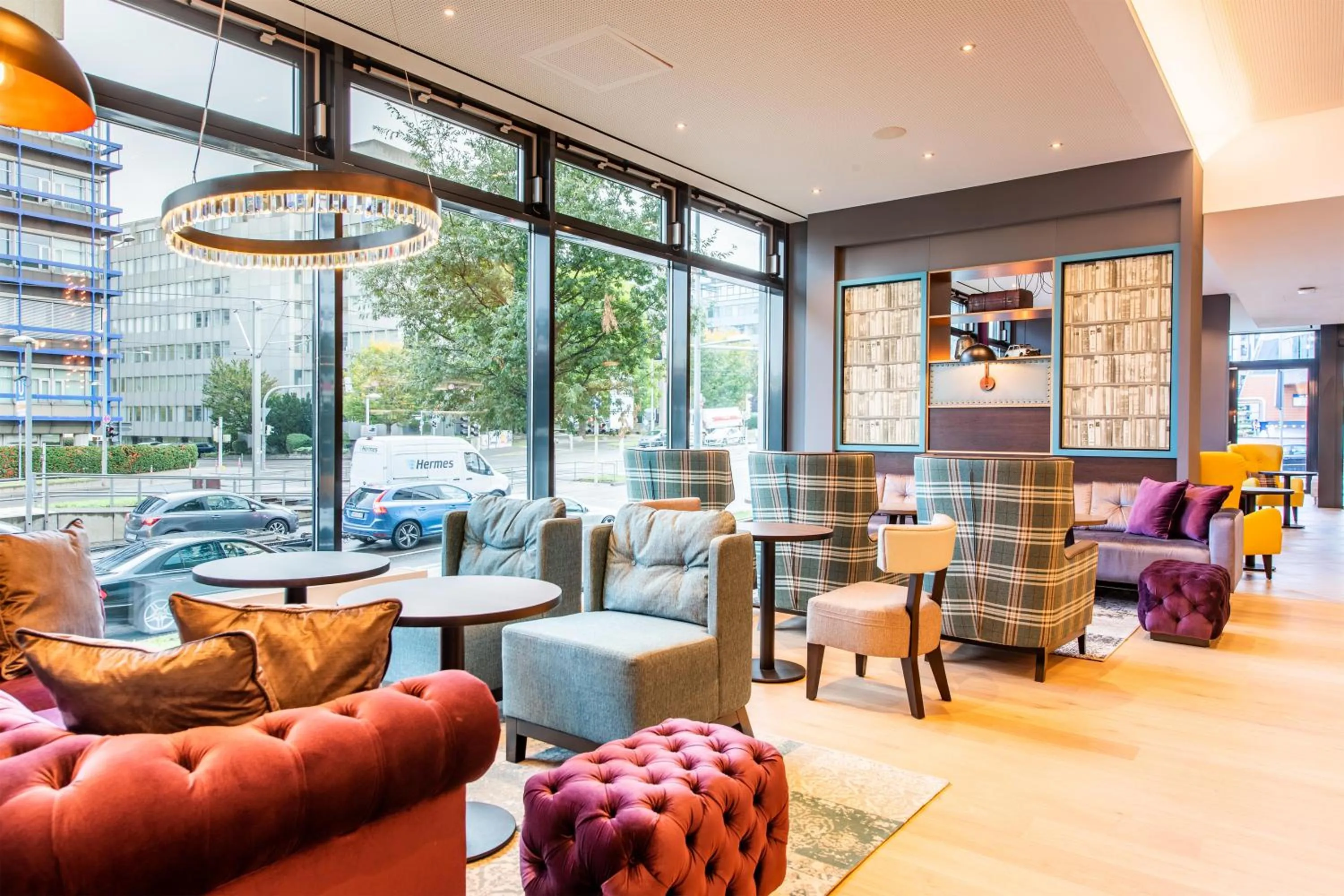 Lobby or reception in Premier Inn Stuttgart Feuerbach