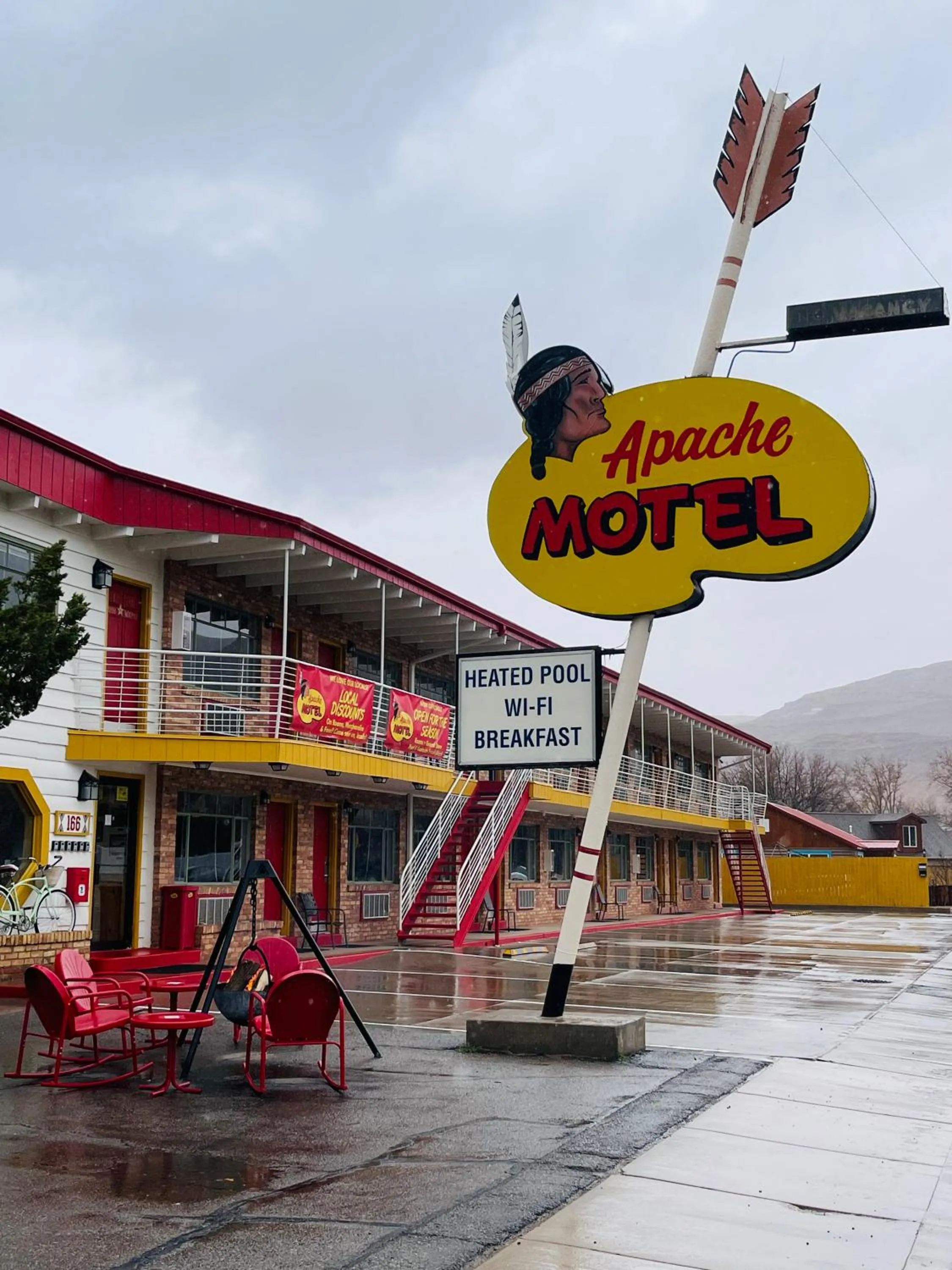 Street view in Apache Motel