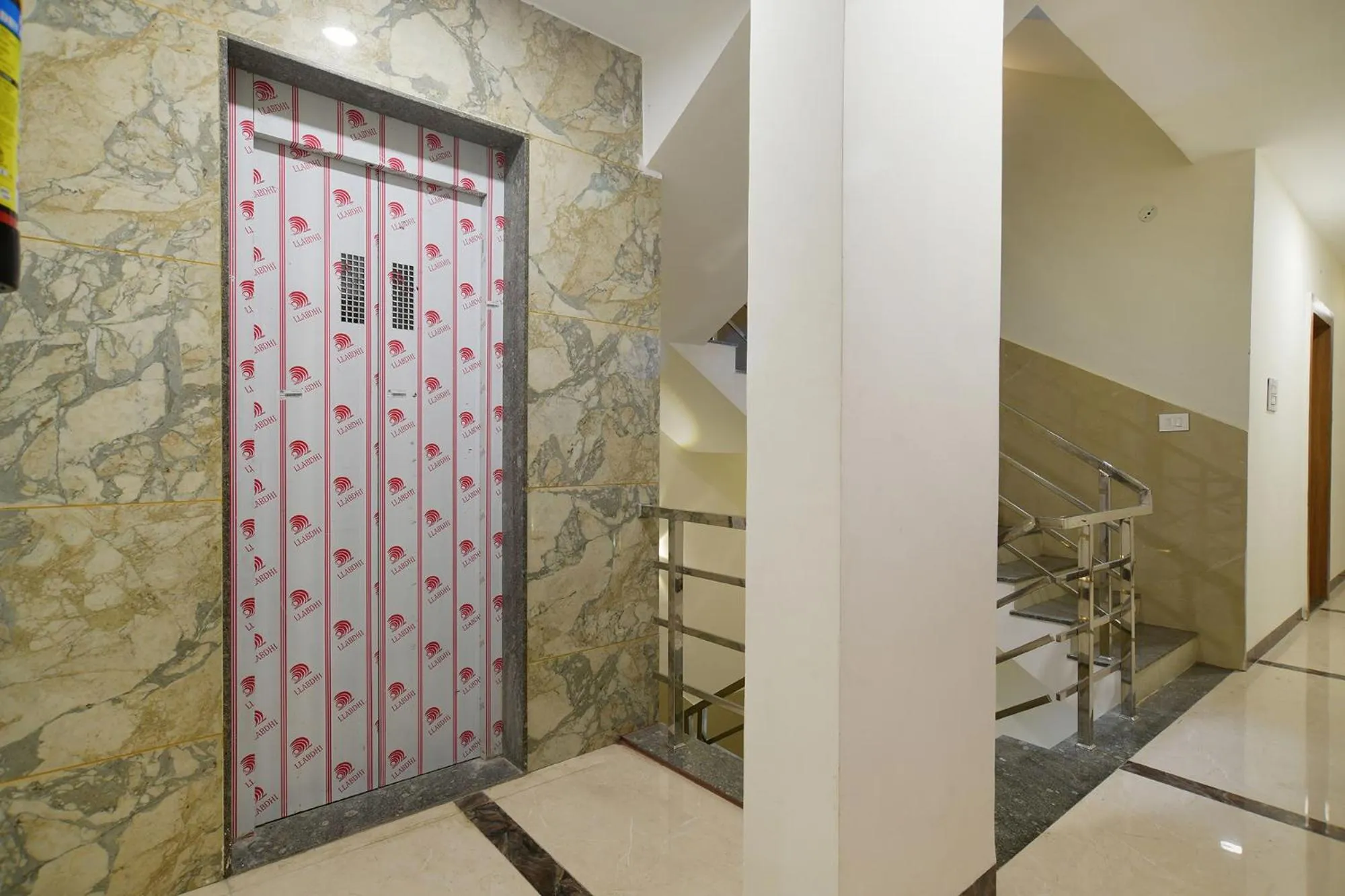 Lobby or reception in FabHotel Woodlark Inn