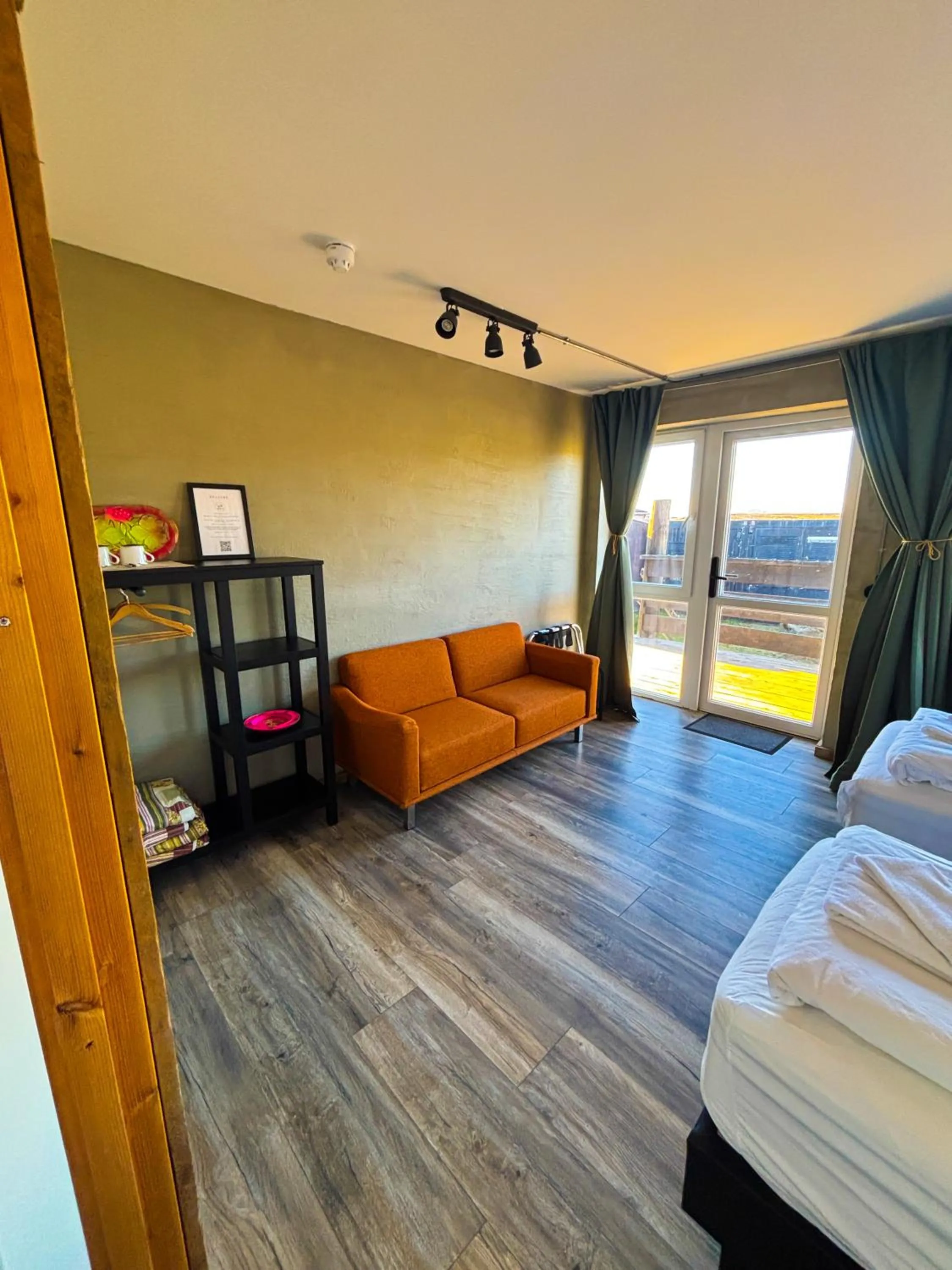 Seating area, Bed in Hotel Brú countryside