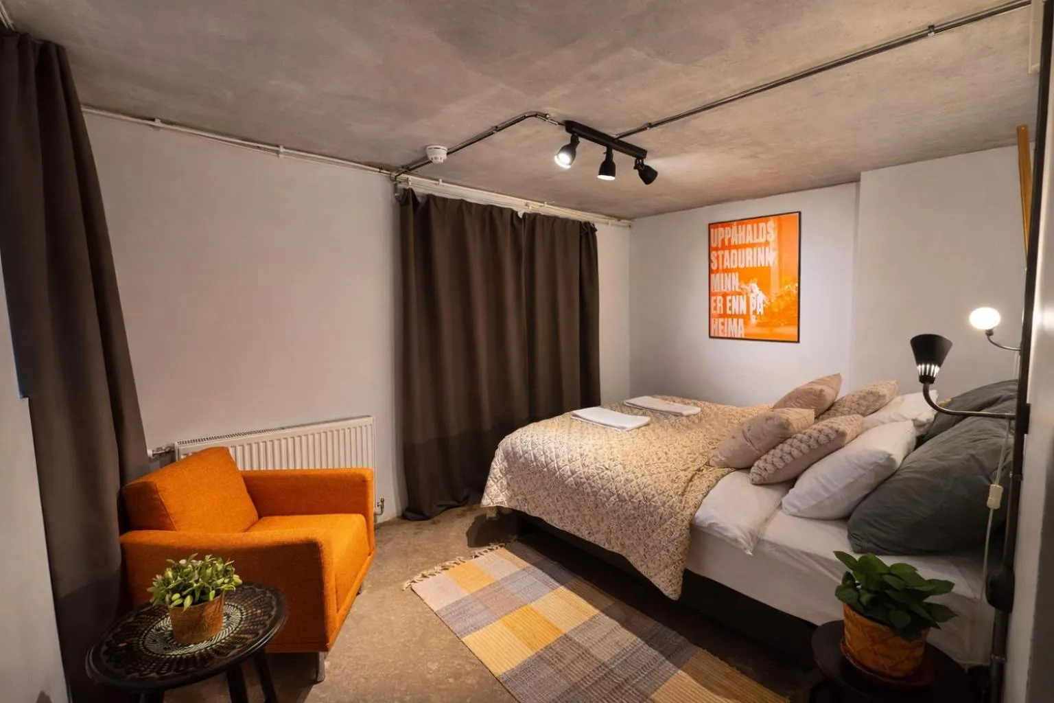 Bed in Hotel Brú countryside