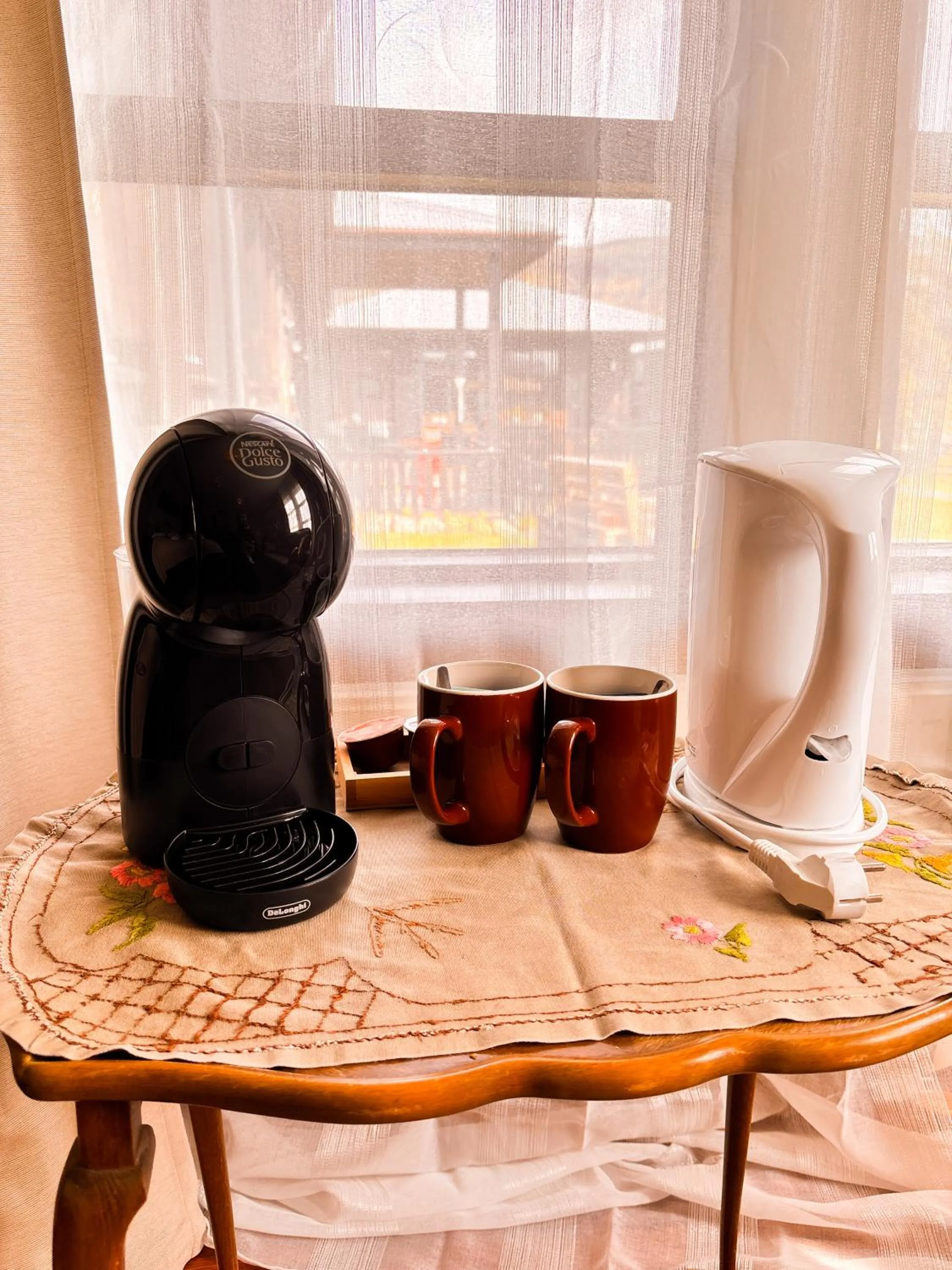 Coffee/tea facilities in Hotel Brú countryside