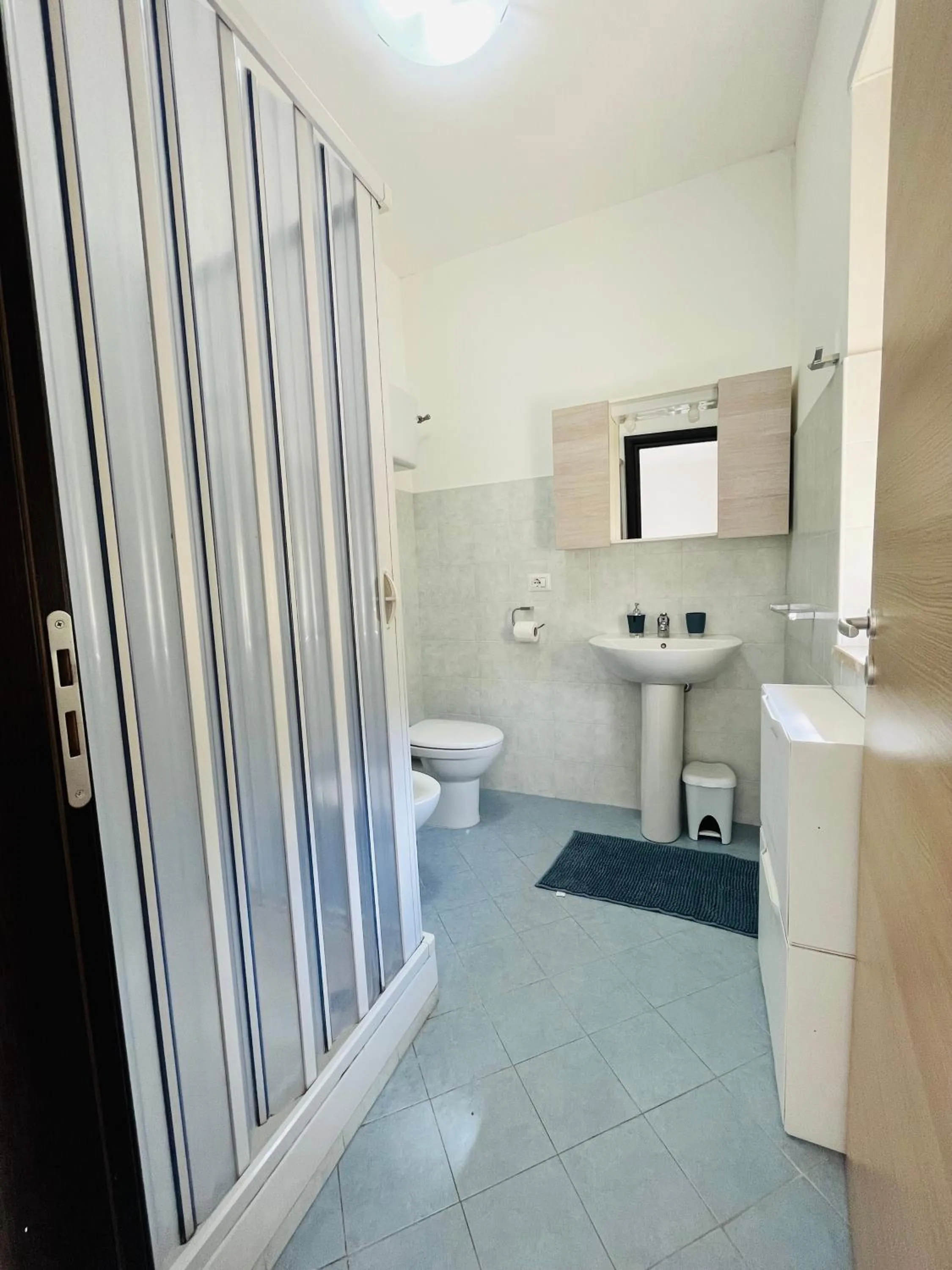 Shower in La Casa Panoramica 15