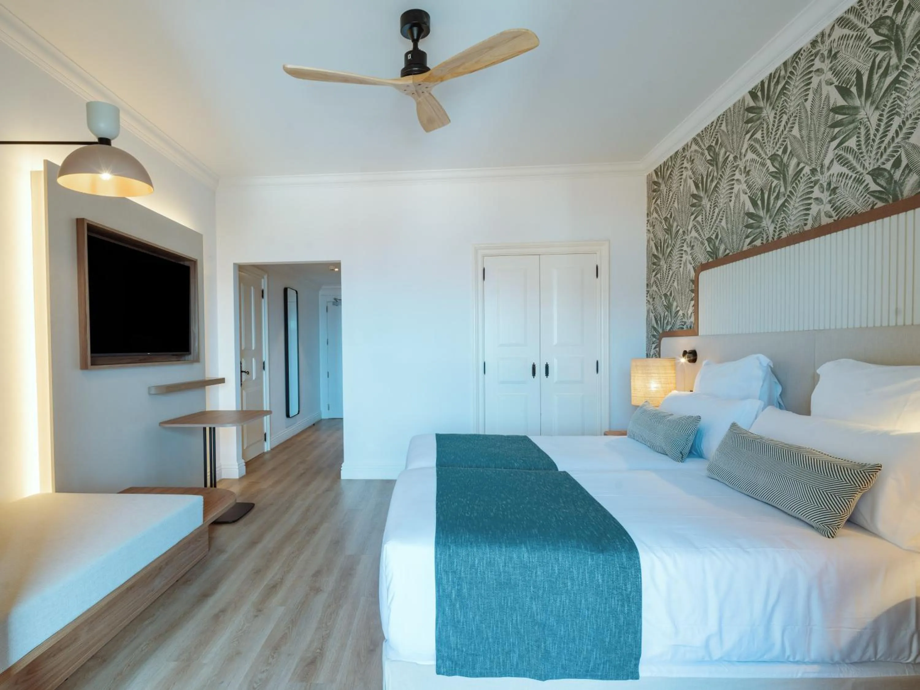 Bed in Dreams Madeira Resort Spa & Marina