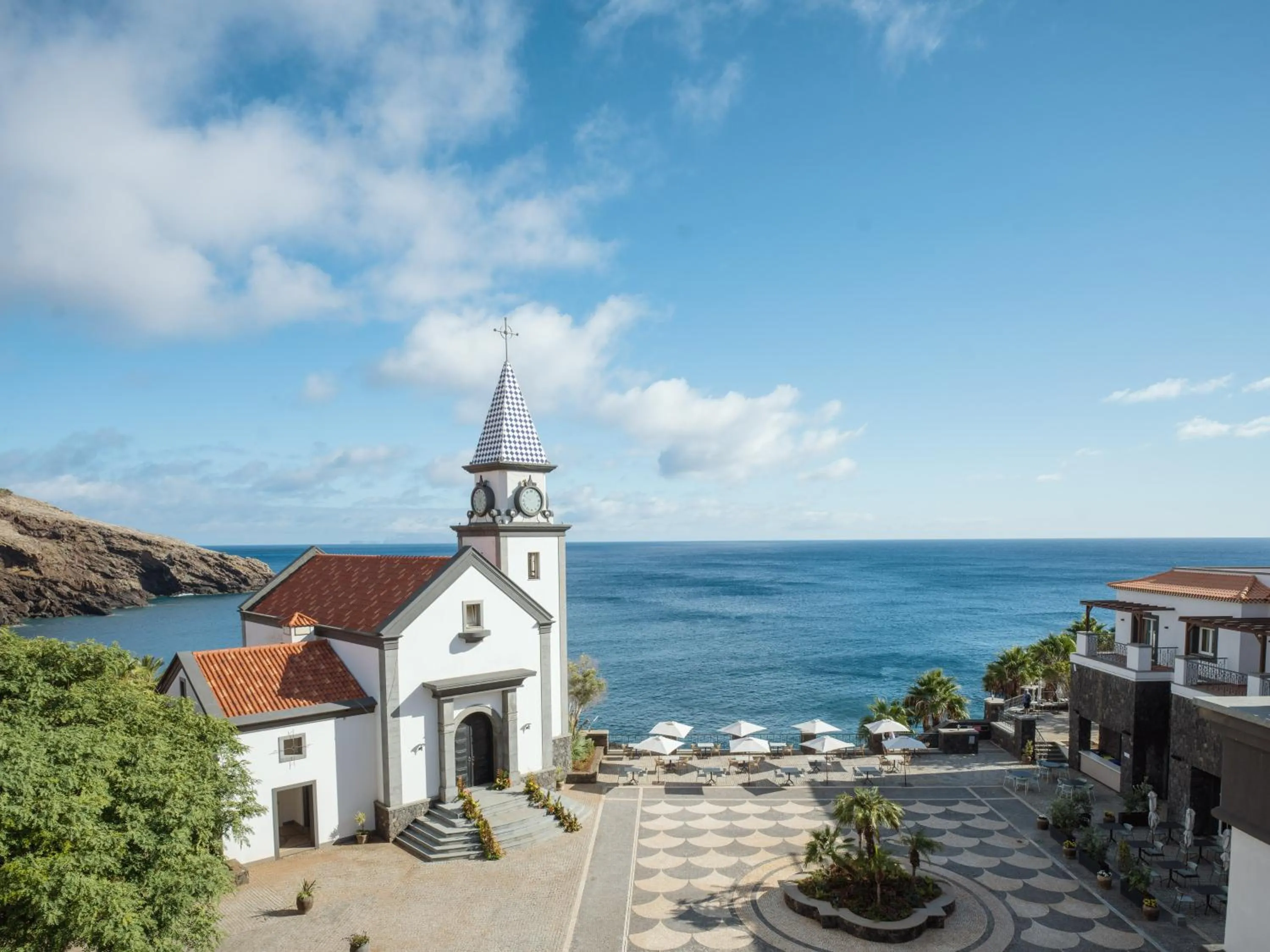 Property building in Dreams Madeira Resort Spa & Marina