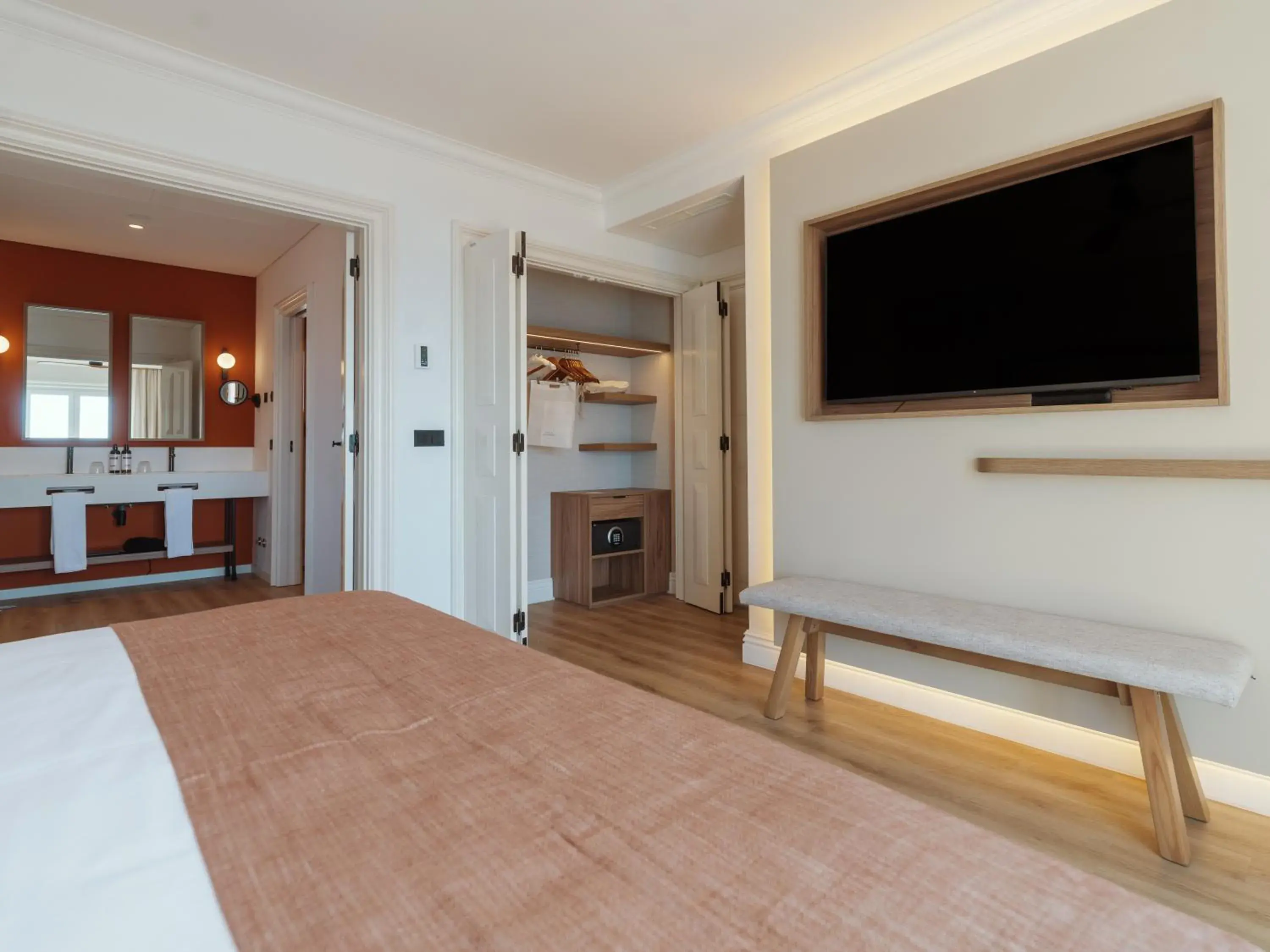 Preferred Club Family Two Bedroom in Dreams Madeira Resort Spa & Marina Preferred Club Family Two Bedroom in Dreams Madeira Resort Spa & Marina