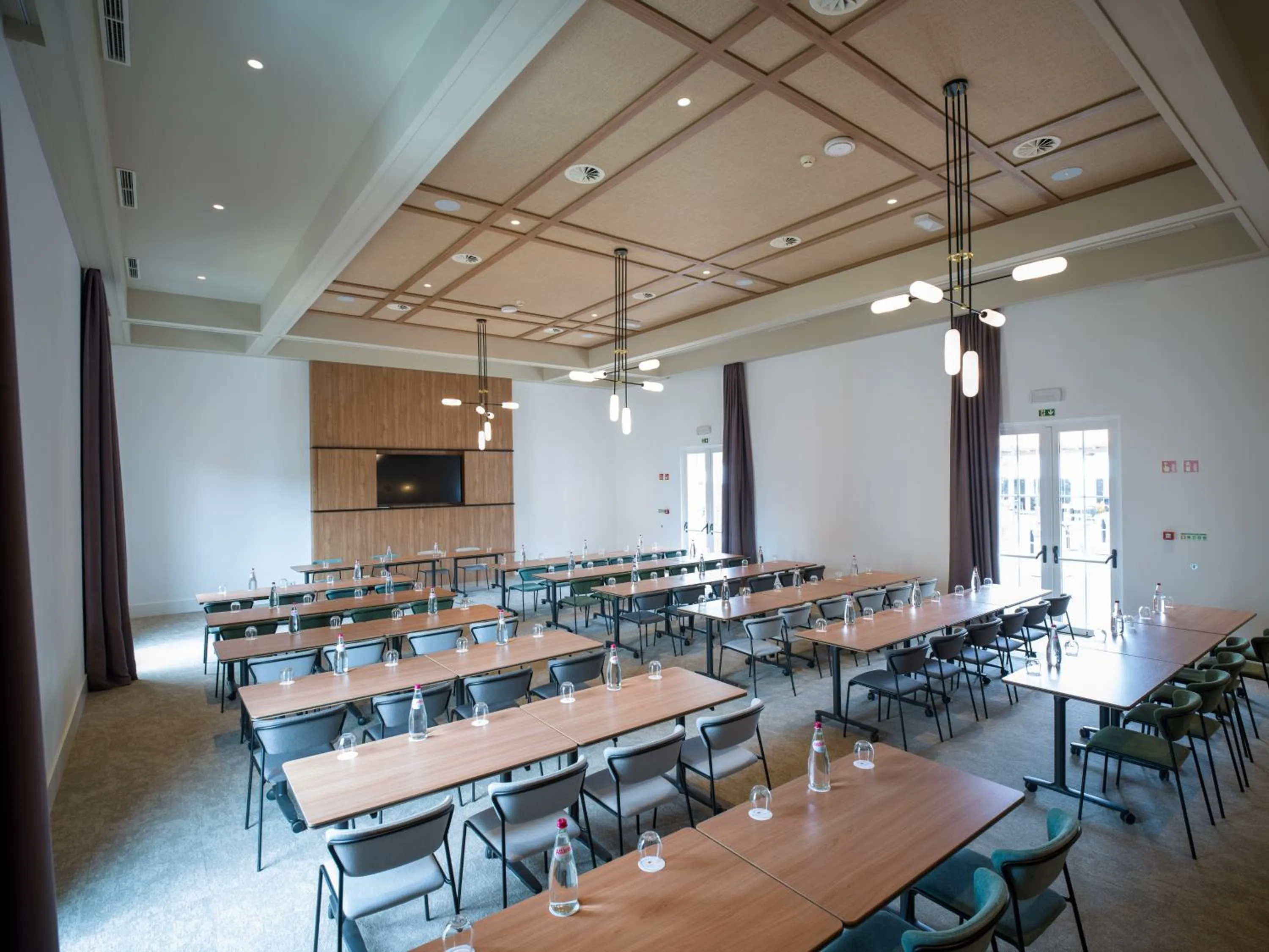 Meeting/conference room in Dreams Madeira Resort Spa & Marina