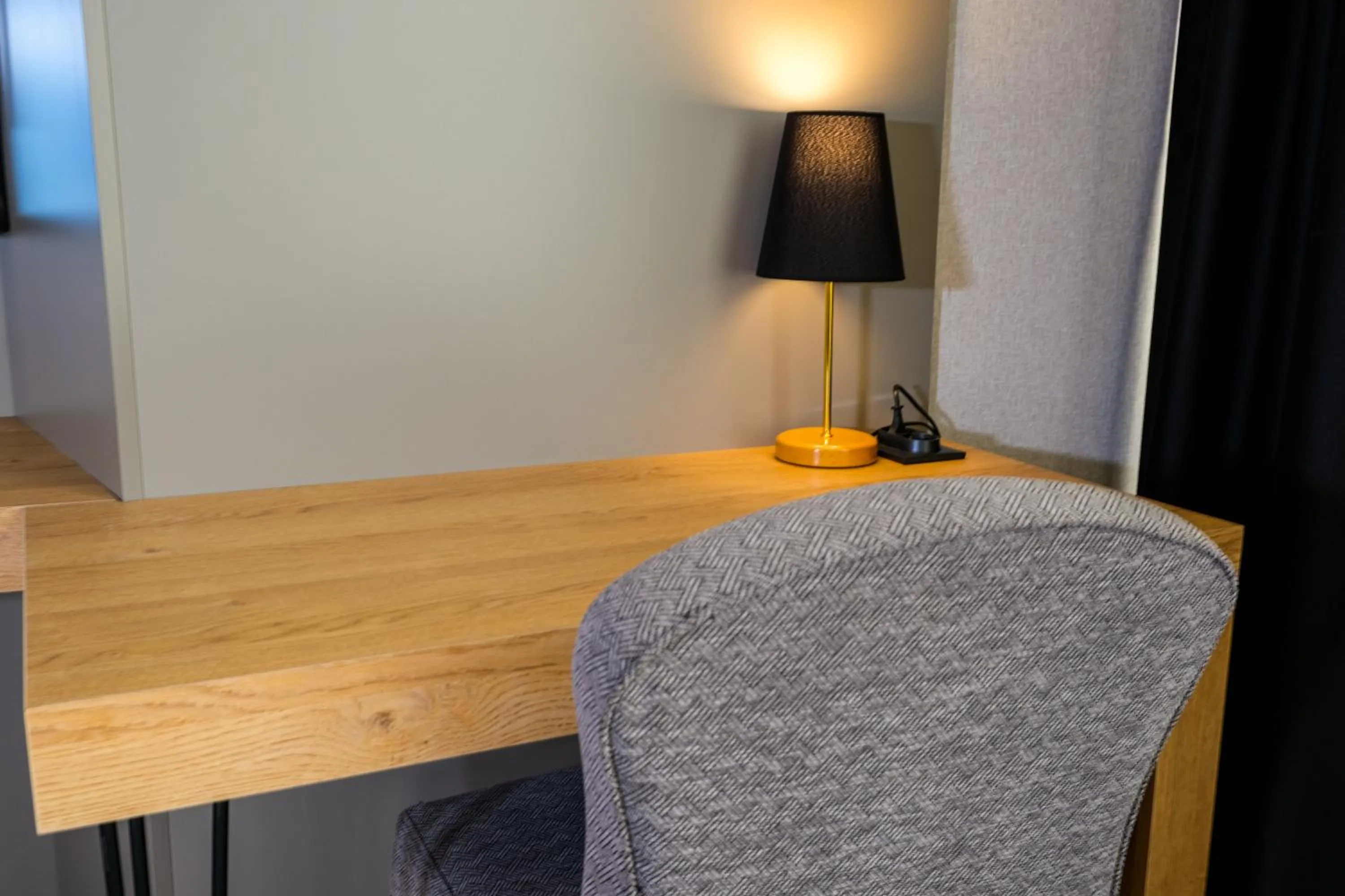 Seating area in Brand Business Hotel