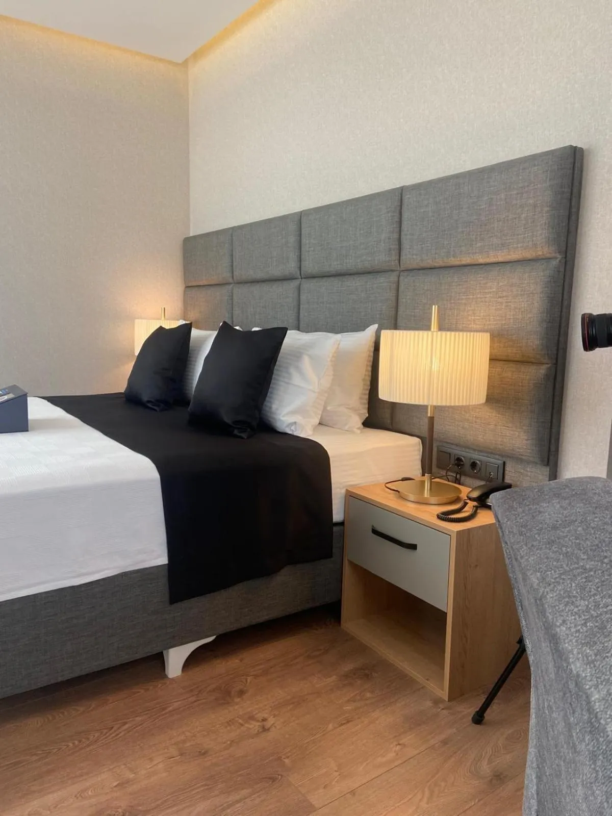 Bed in Brand Business Hotel