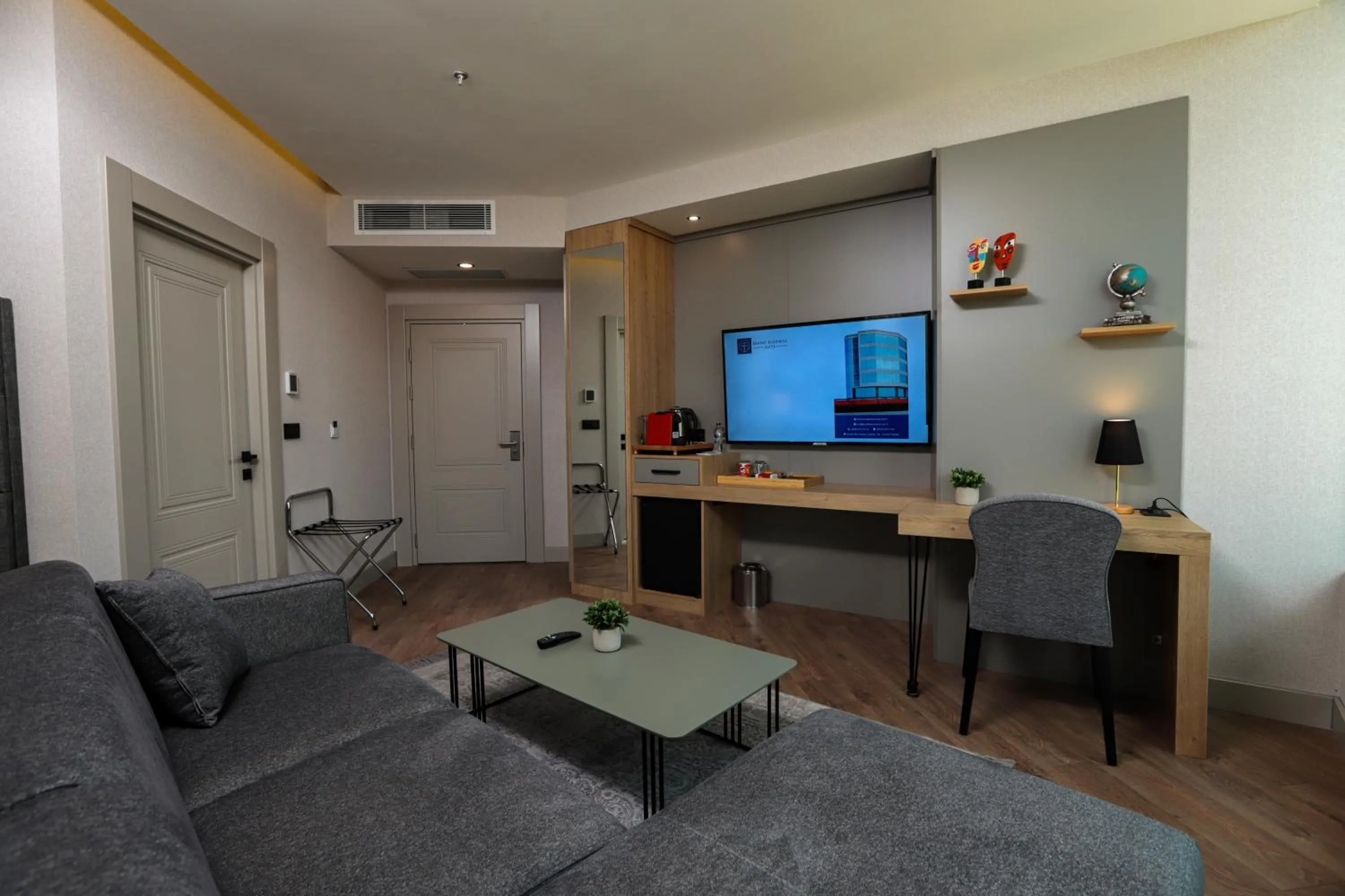 Seating area in Brand Business Hotel