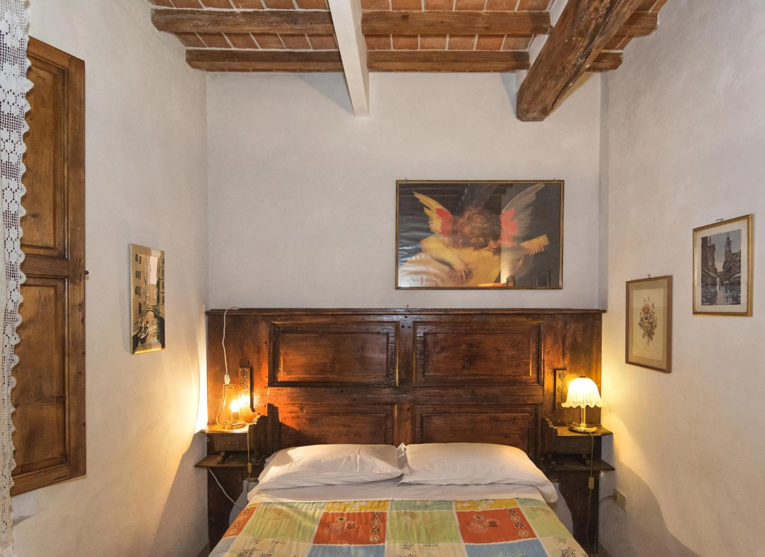 Bed in B&B Due Borghi