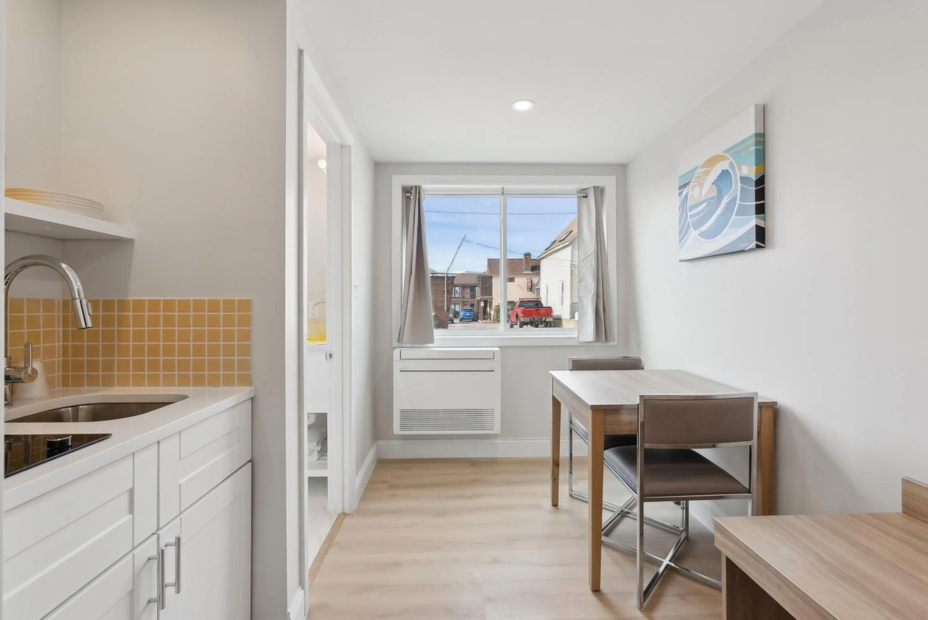 Kitchen or kitchenette in The Voyager