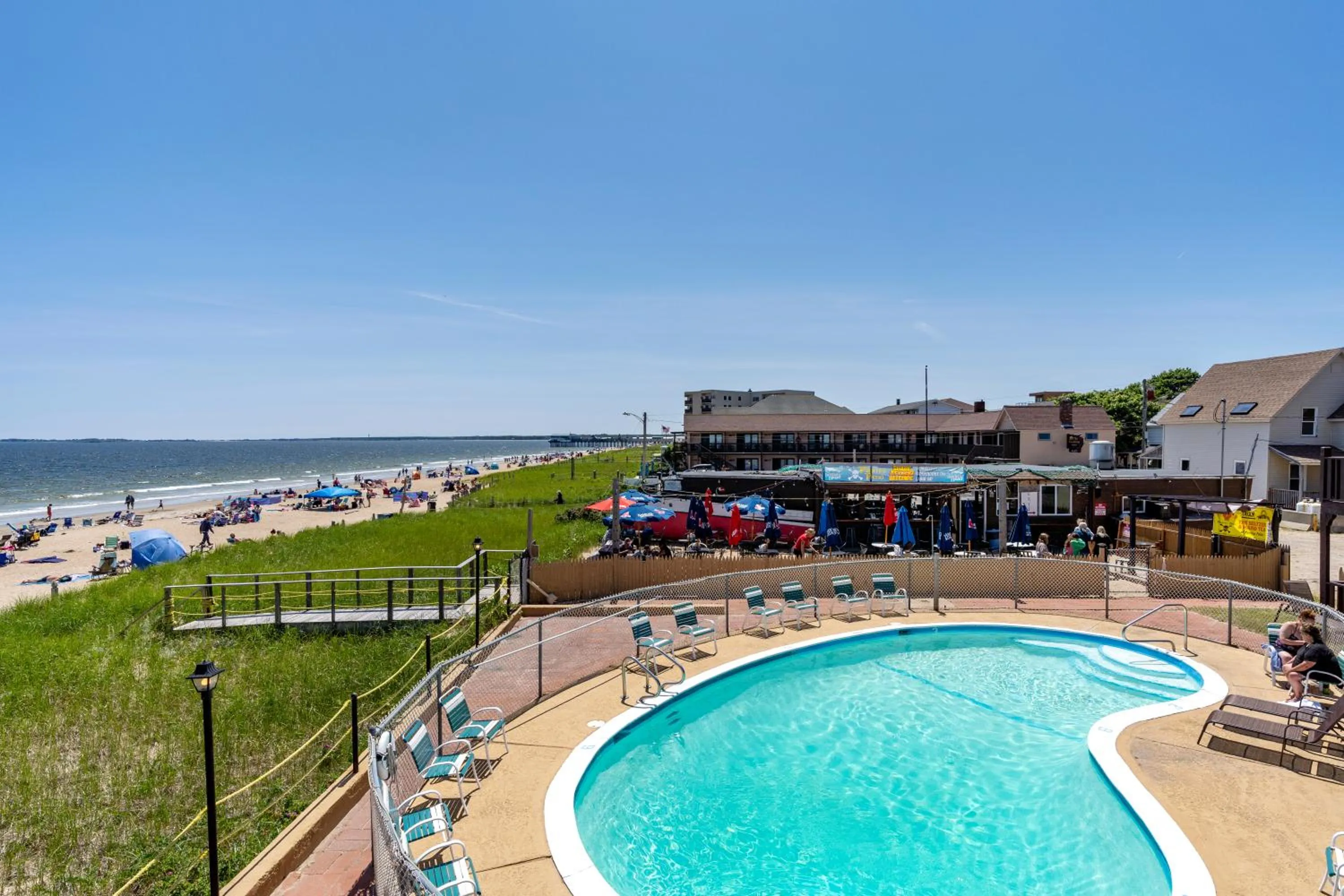 Day in The Carolina Motel