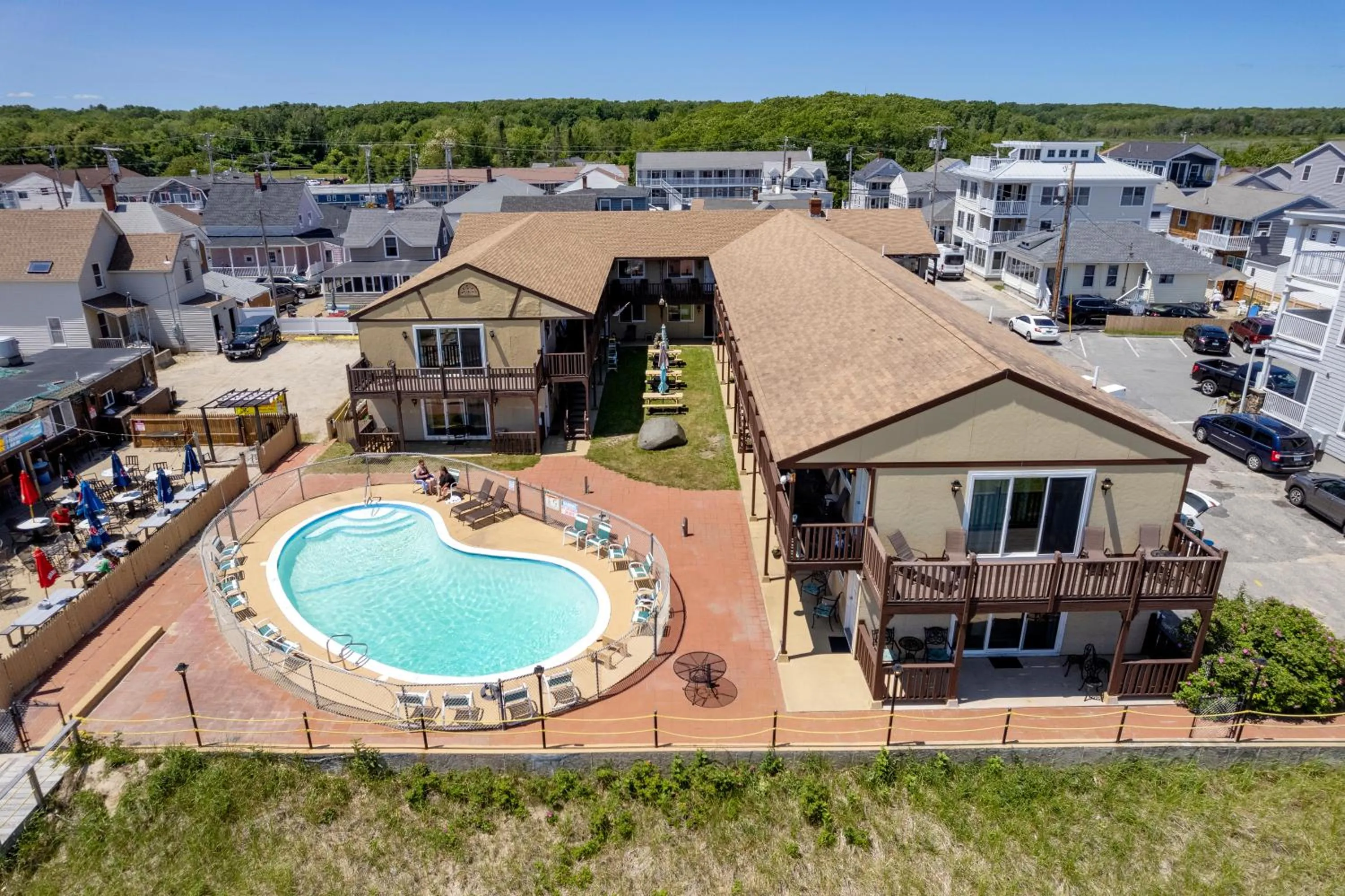 Property building in The Carolina Motel