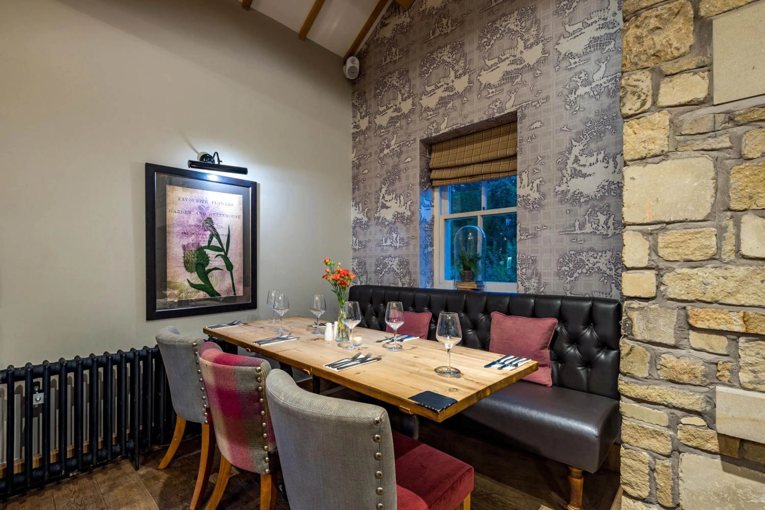 Dining area in The Queens