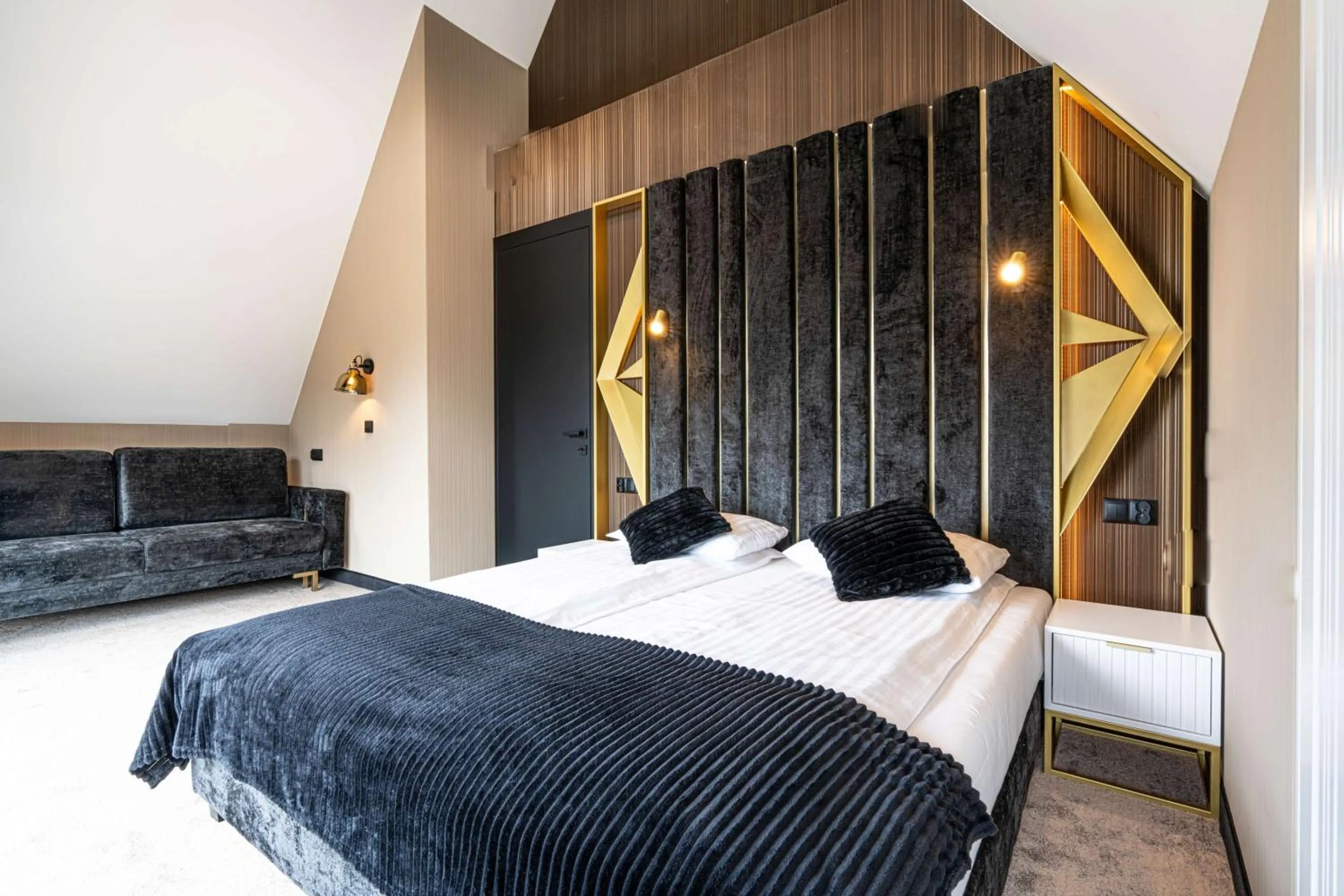 Living room, Bed in Złota Residence & SPA - 500m od Krupówek