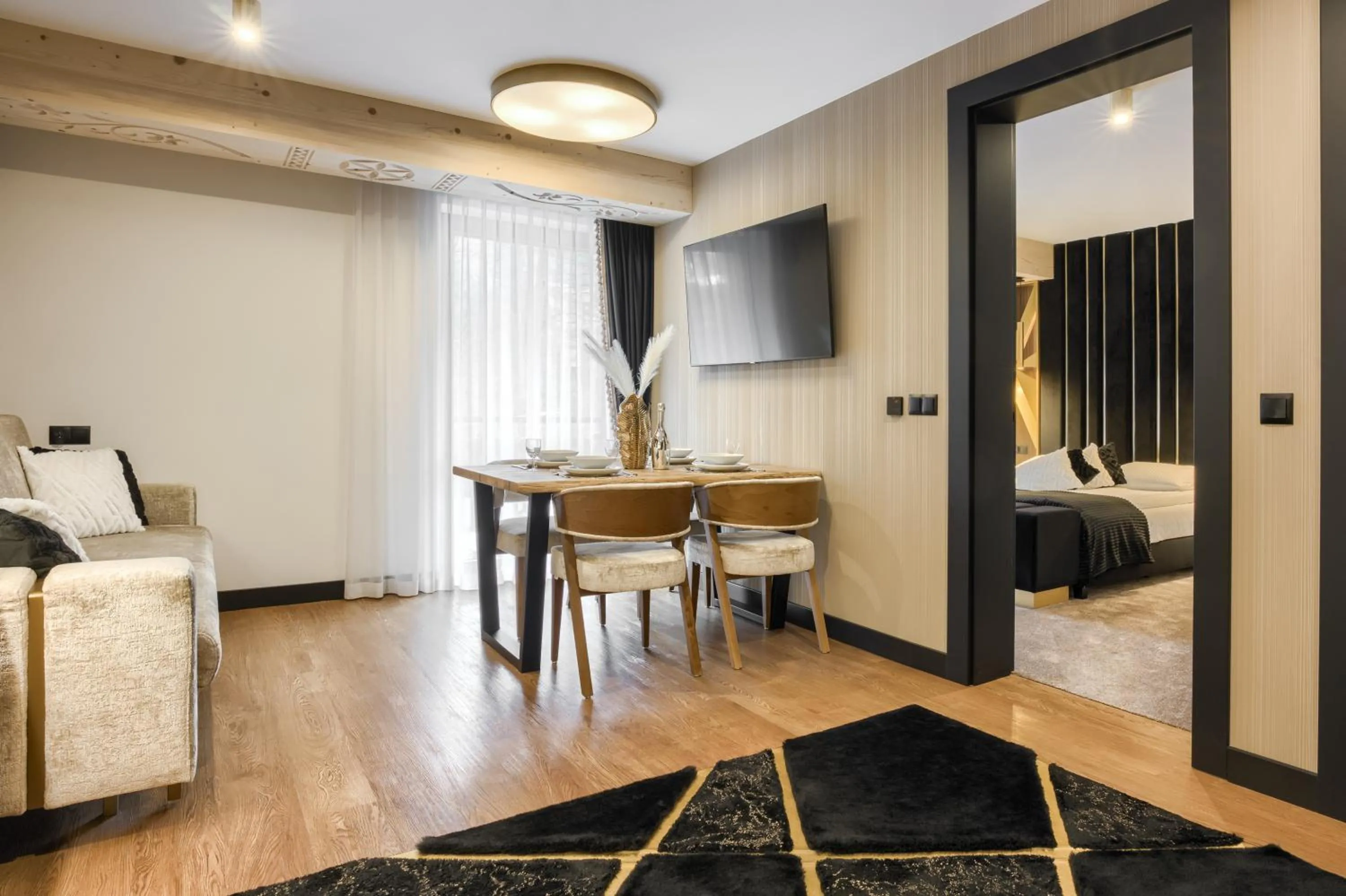Dining area, Bed in Złota Residence & SPA - 500m od Krupówek