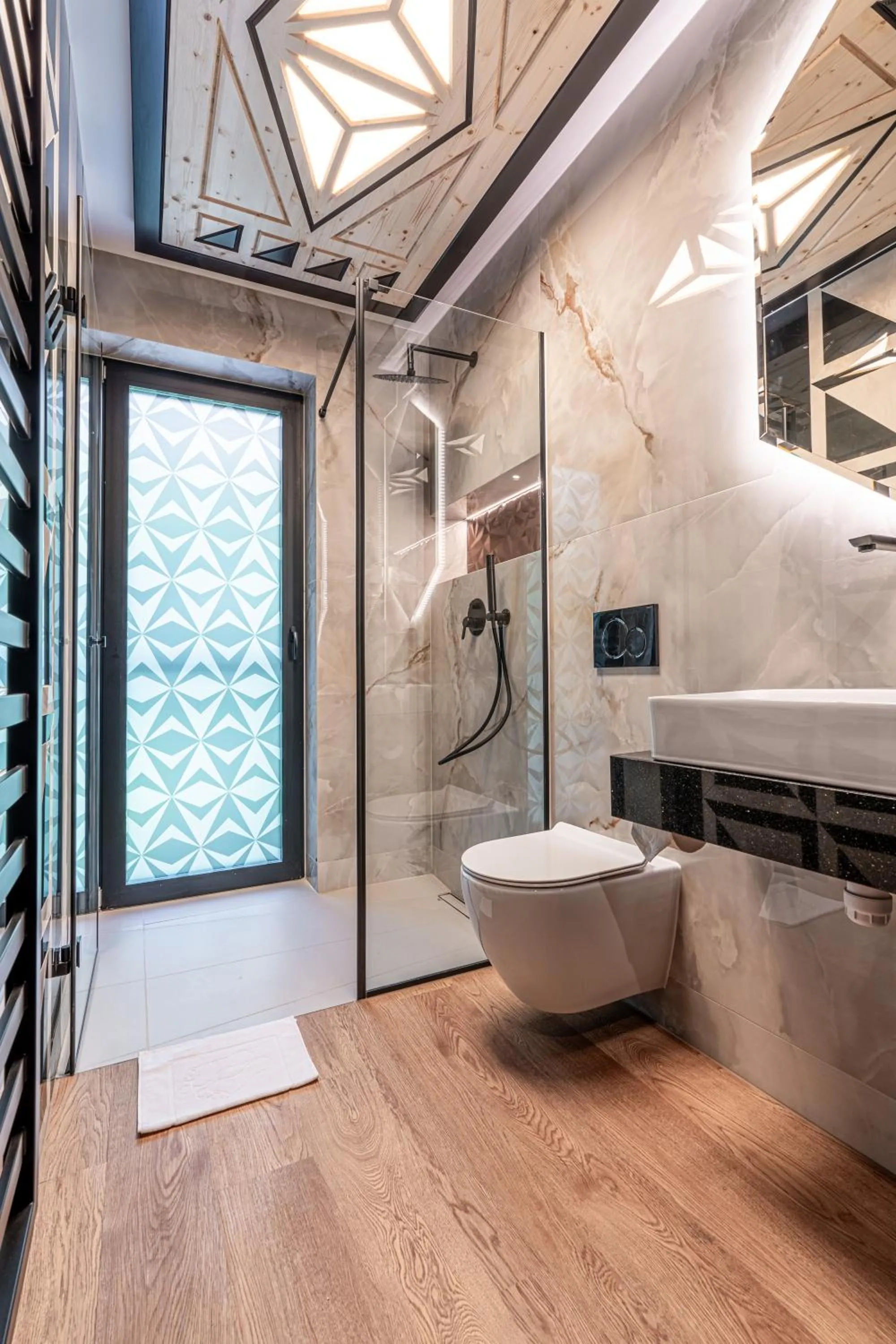 Shower in Złota Residence & SPA - 500m od Krupówek