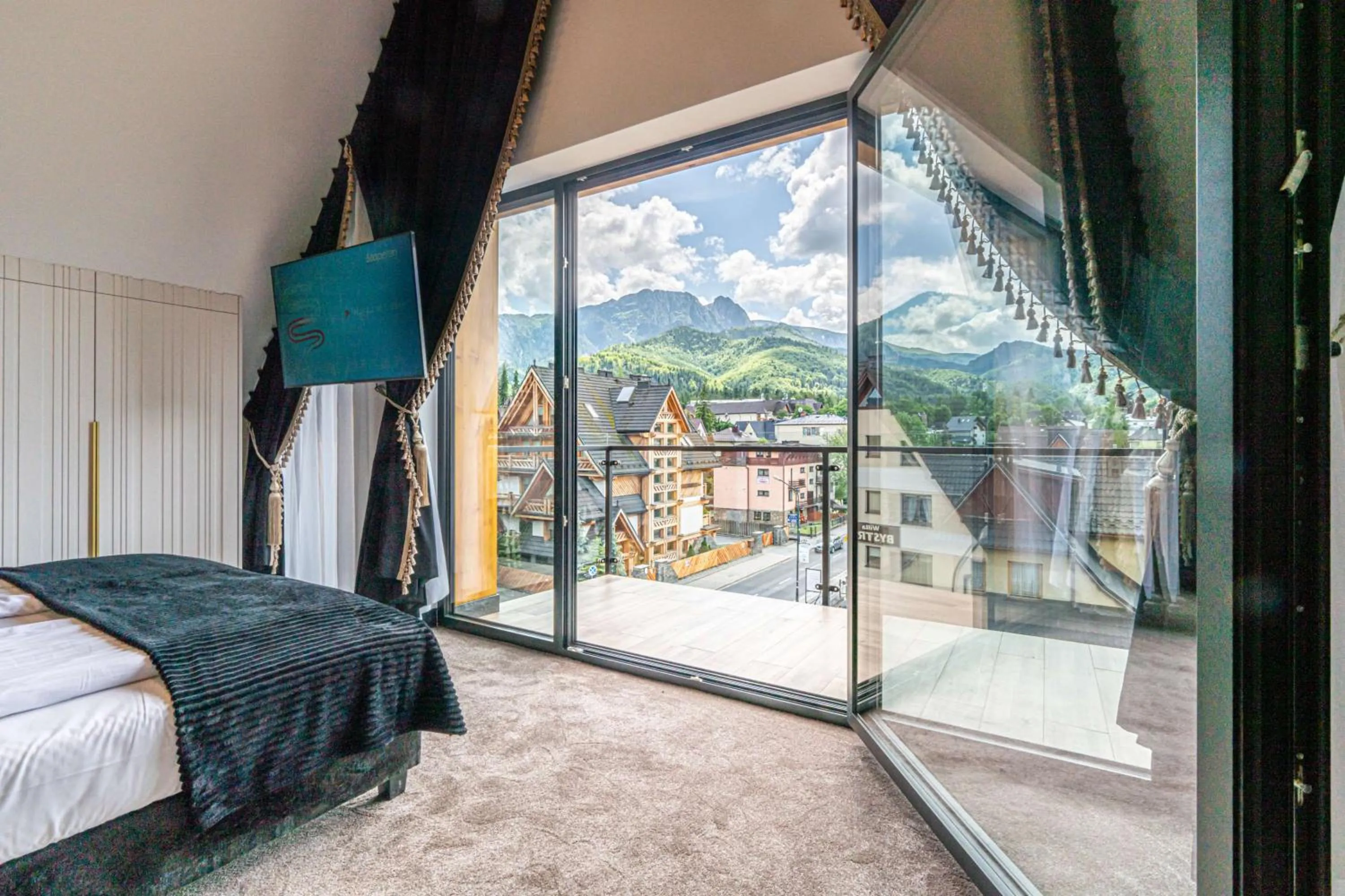 Bed in Złota Residence & SPA - 500m od Krupówek