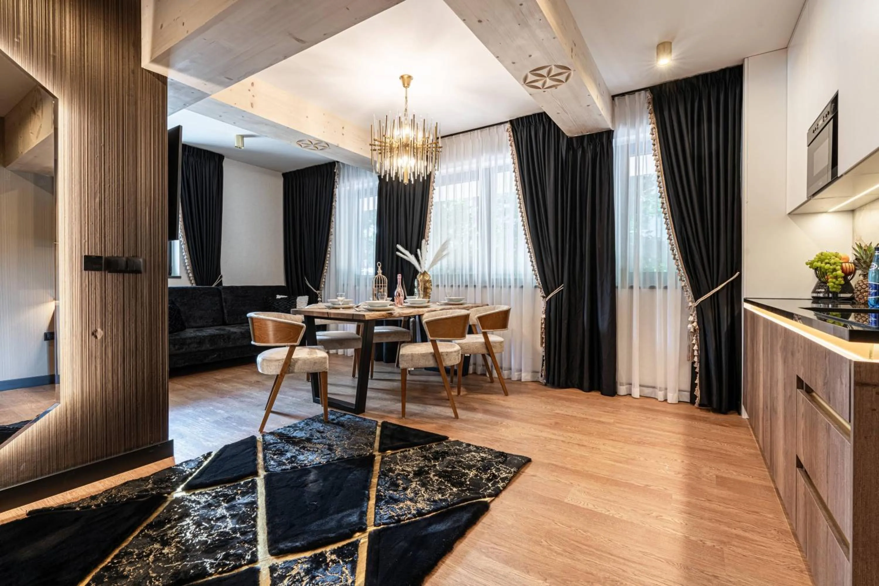 Kitchen or kitchenette in Złota Residence & SPA - 500m od Krupówek
