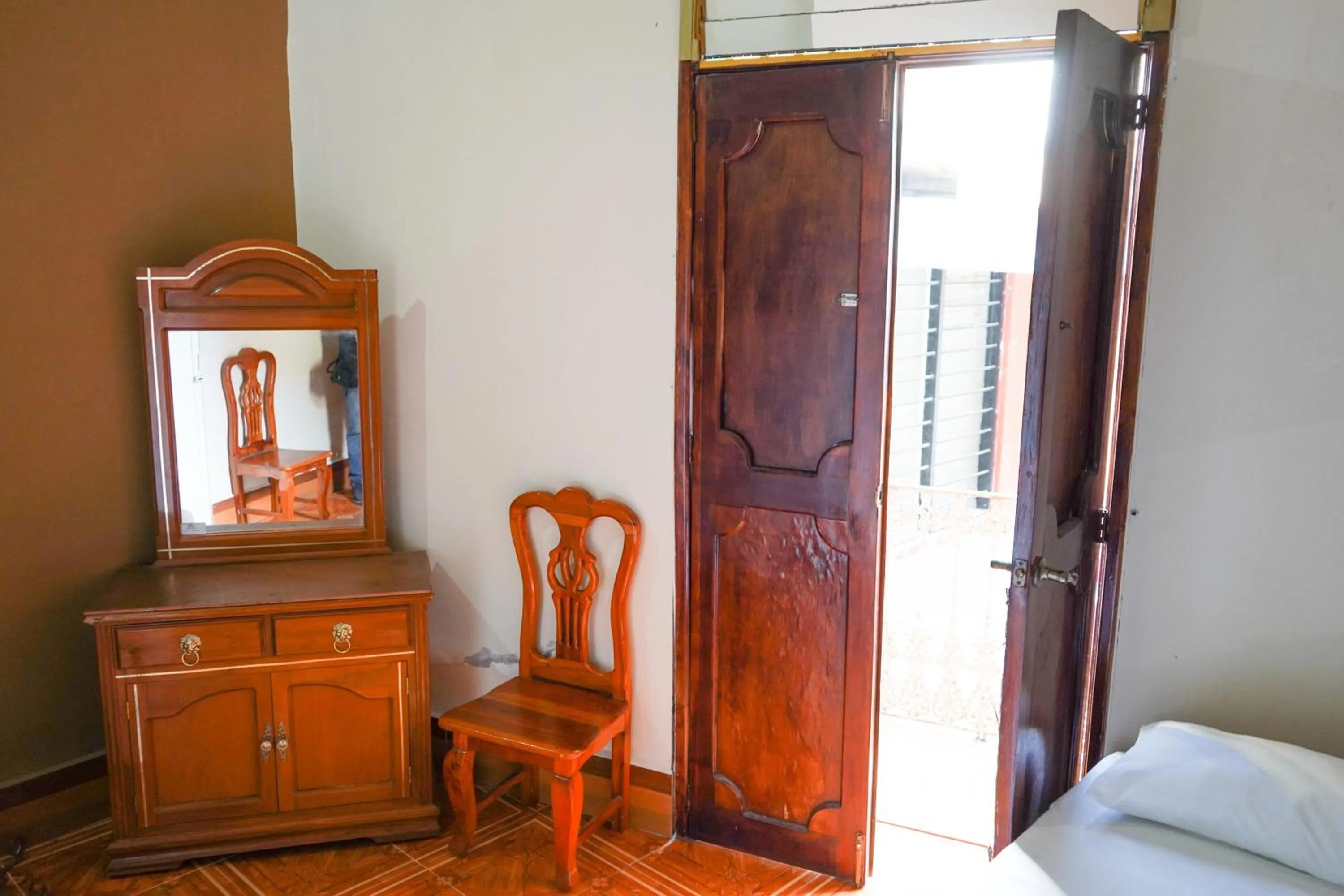 Bedroom in OYO Hotel El Conquistador