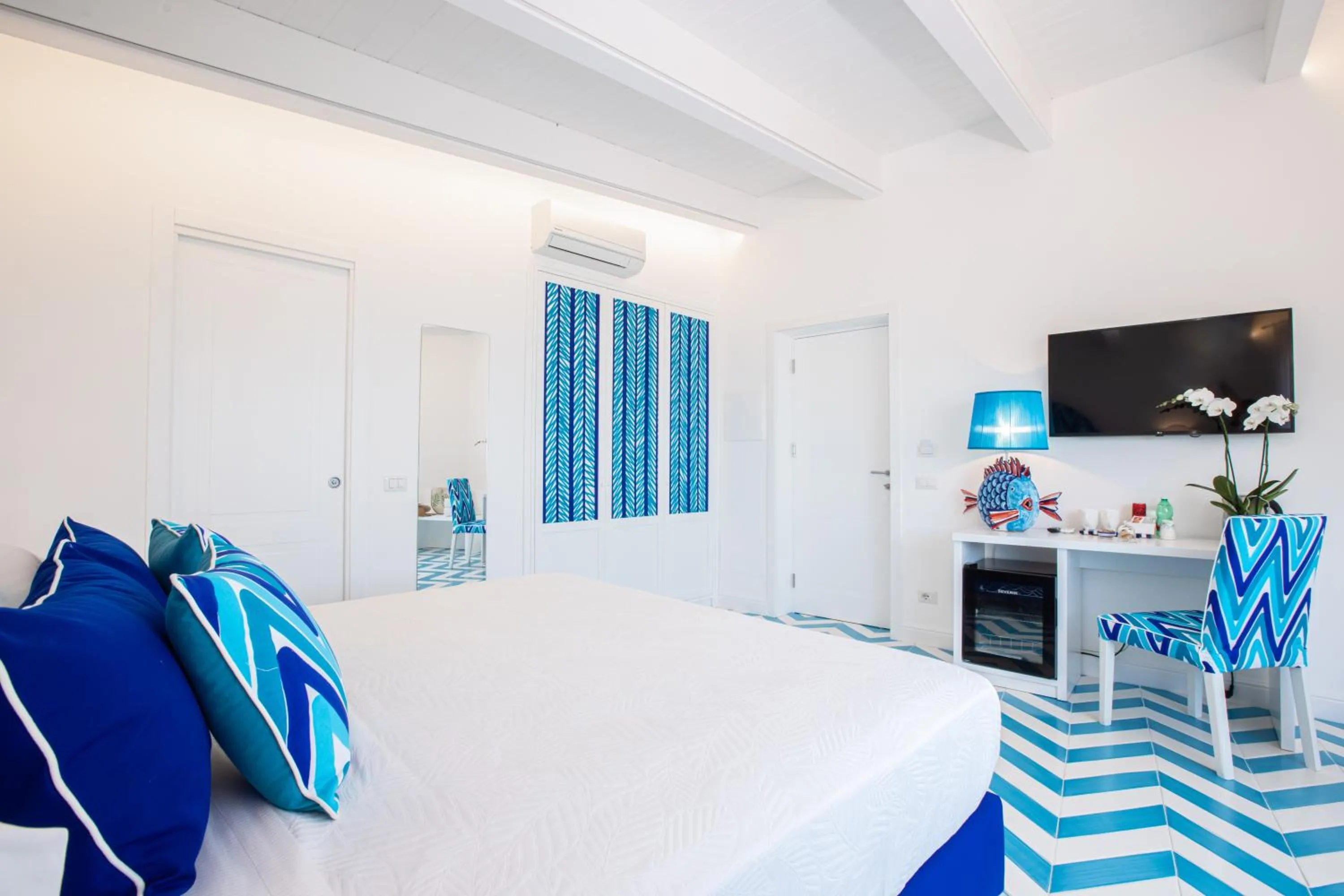 Bed in YourHome - Villa Veronica Luxury Suites in Amalfi coast