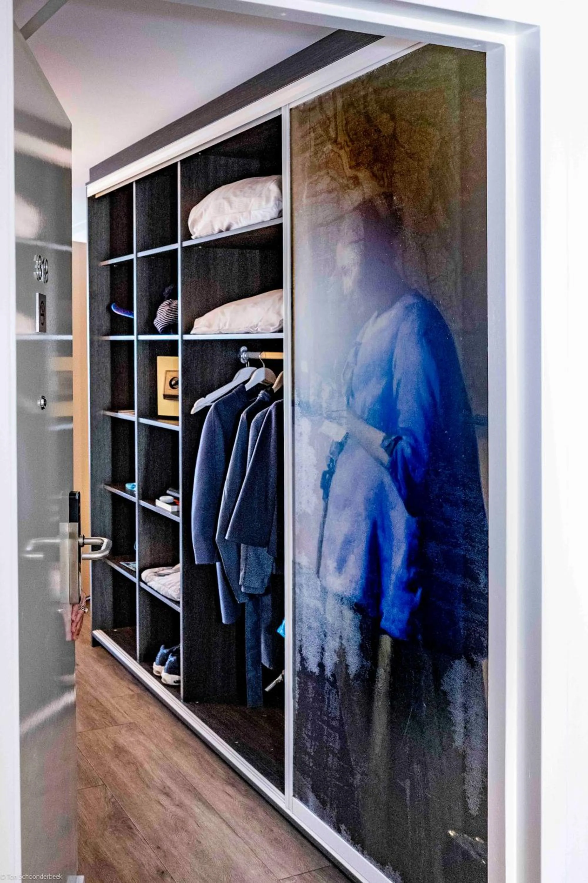 wardrobe in Grand Hotel Amstelveen