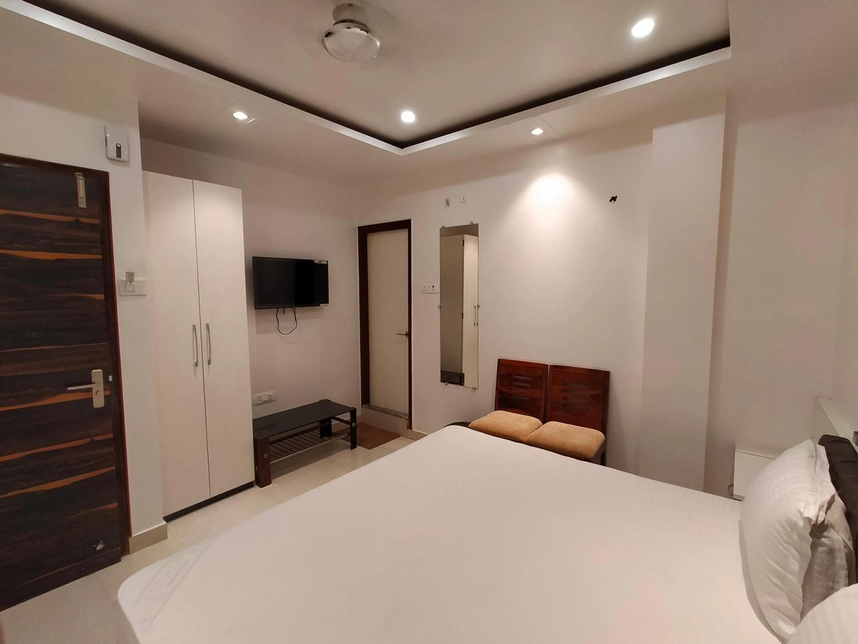 Bed in Hotel Temple View