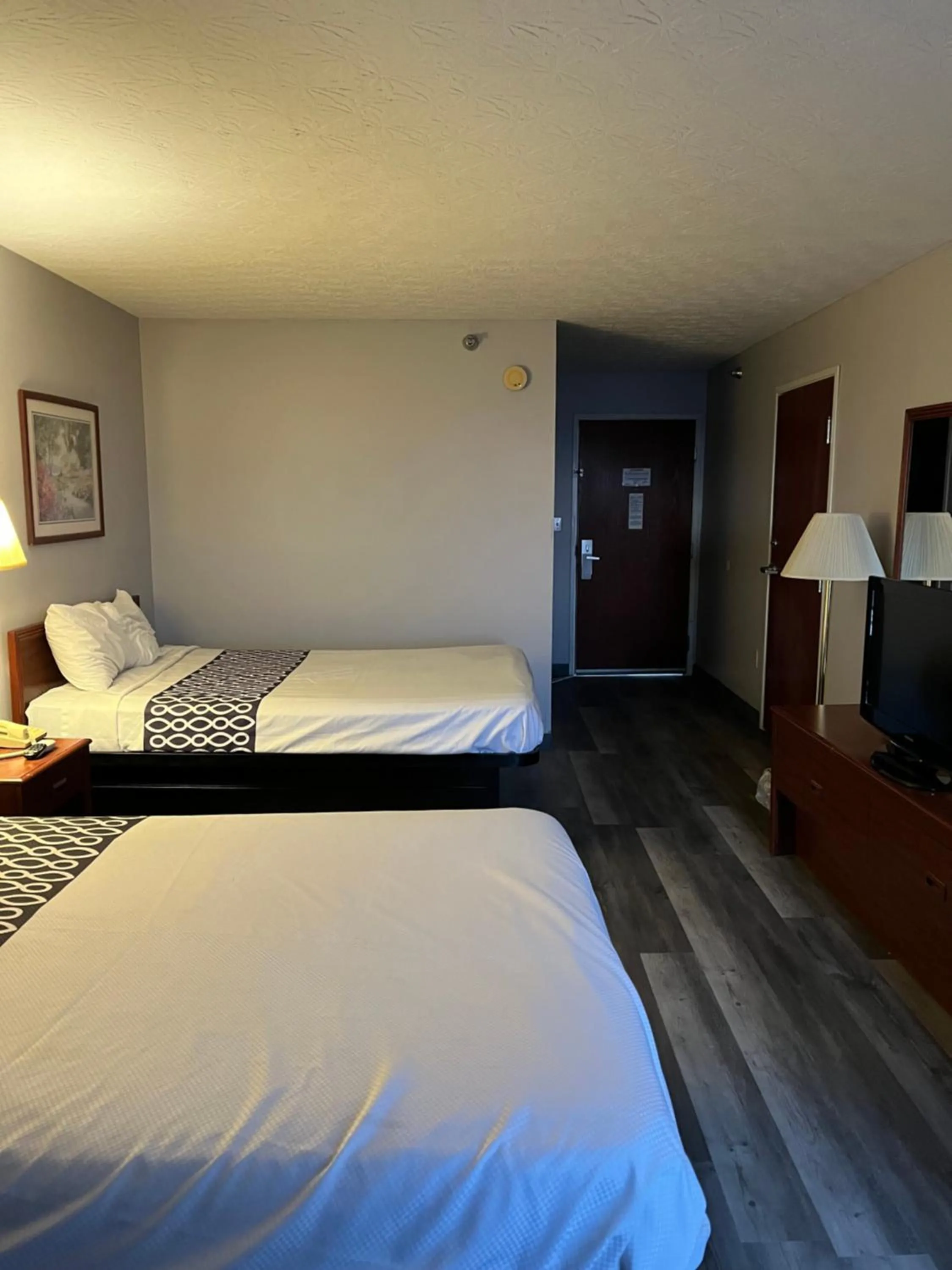 Bed in Springfield Inn