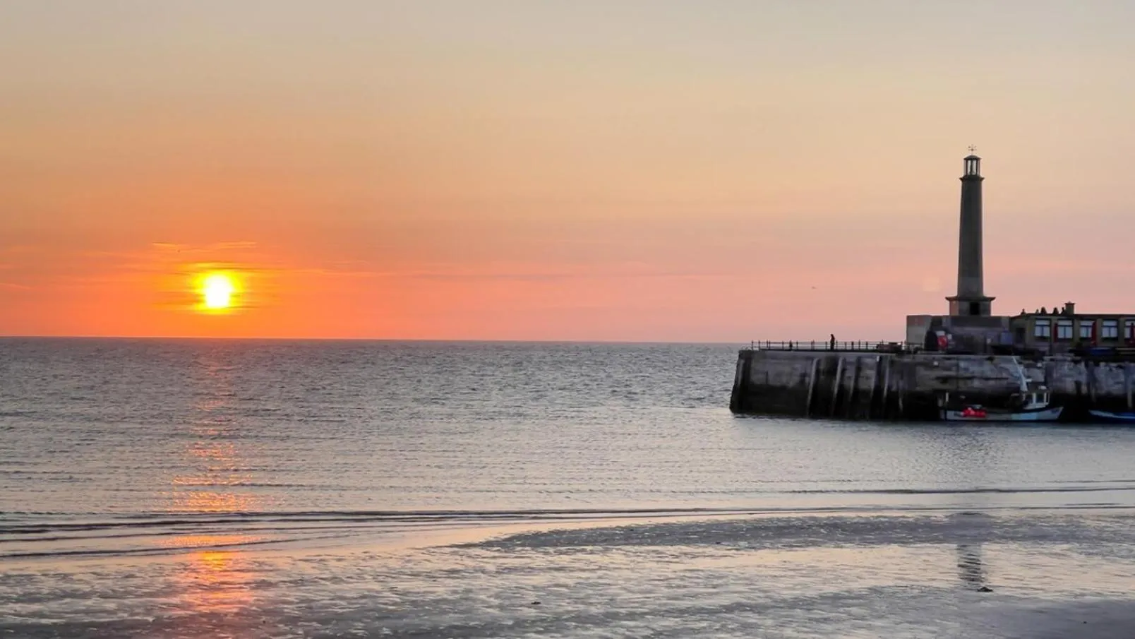 Sea view in Seaview Apt Turner Contemporary, Margate By Adliv