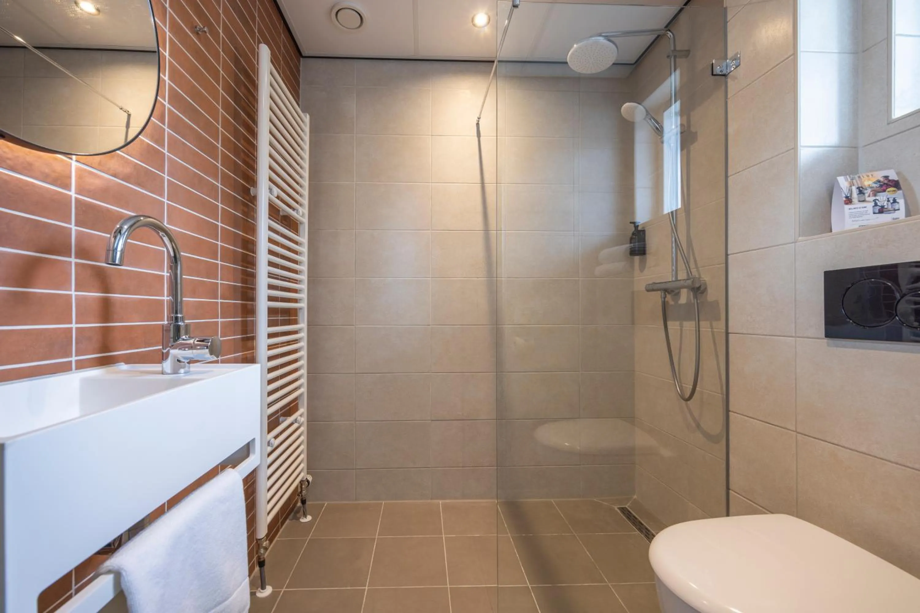 Shower in Fletcher Boutique Hotel De Mallejan